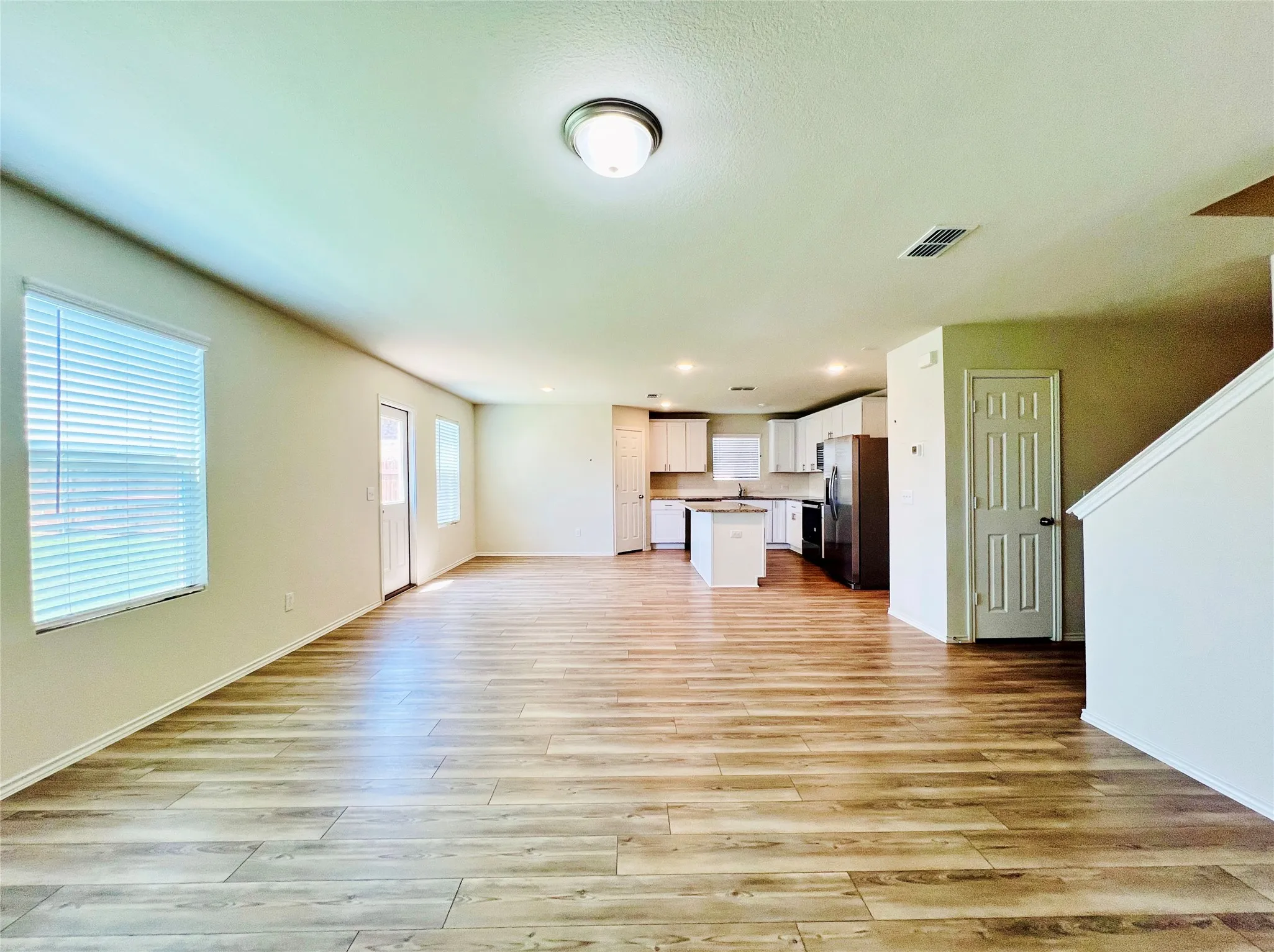 Single Family Residence For Rent in Tarrant County , 4649 Greyberry Drive, Fort Worth, Texas 76036, 4 Bedroom, 3 Bathroom, 2 Garage spaces, 2,122 Sqft, built in 2022, mls#21346711, Real Estate Agent in Fort Worth, Homes For Rent in Tarrant county, Homes For Rent in Fort Worth, Realtor in Fort Worth Texas, Real Estate Brokerage Independent Realty Texas, Luminita Cordes Realtor
