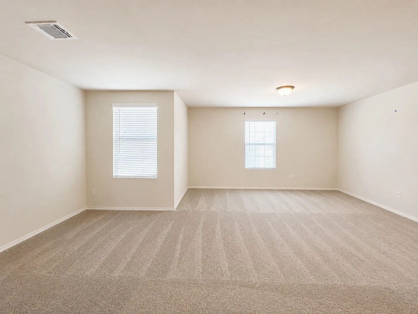 Single Family Residence For Rent in Tarrant County , 4649 Greyberry Drive, Fort Worth, Texas 76036, 4 Bedroom, 3 Bathroom, 2 Garage spaces, 2,122 Sqft, built in 2022, mls#21346711, Real Estate Agent in Fort Worth, Homes For Rent in Tarrant county, Homes For Rent in Fort Worth, Realtor in Fort Worth Texas, Real Estate Brokerage Independent Realty Texas, Luminita Cordes Realtor