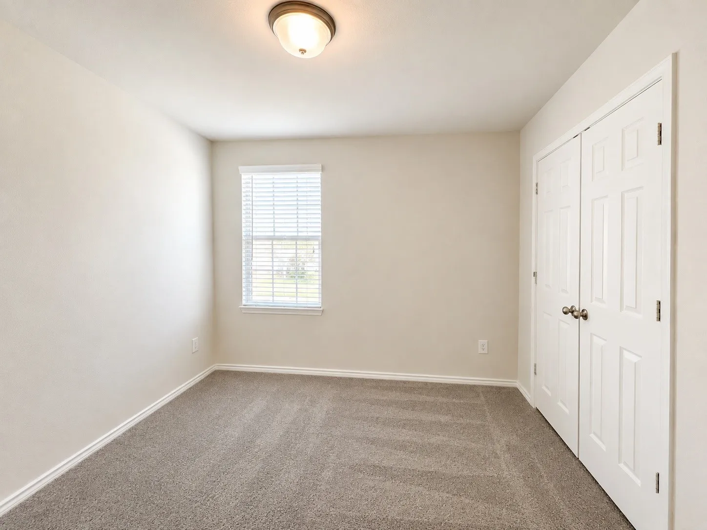 Single Family Residence For Rent in Tarrant County , 4649 Greyberry Drive, Fort Worth, Texas 76036, 4 Bedroom, 3 Bathroom, 2 Garage spaces, 2,122 Sqft, built in 2022, mls#21346711, Real Estate Agent in Fort Worth, Homes For Rent in Tarrant county, Homes For Rent in Fort Worth, Realtor in Fort Worth Texas, Real Estate Brokerage Independent Realty Texas, Luminita Cordes Realtor