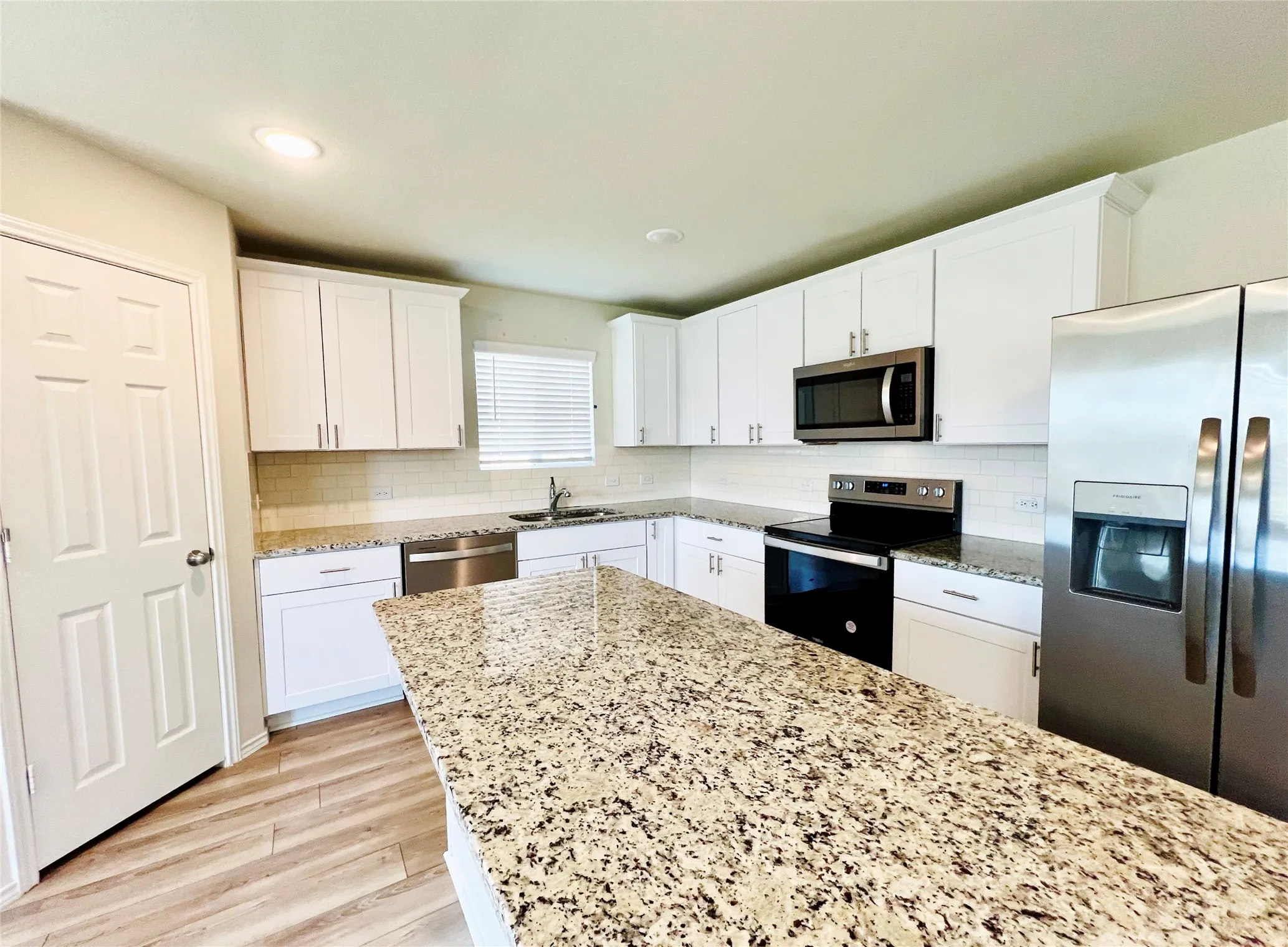 Single Family Residence For Rent in Tarrant County , 4649 Greyberry Drive, Fort Worth, Texas 76036, 4 Bedroom, 3 Bathroom, 2 Garage spaces, 2,122 Sqft, built in 2022, mls#21346711, Real Estate Agent in Fort Worth, Homes For Rent in Tarrant county, Homes For Rent in Fort Worth, Realtor in Fort Worth Texas, Real Estate Brokerage Independent Realty Texas, Luminita Cordes Realtor