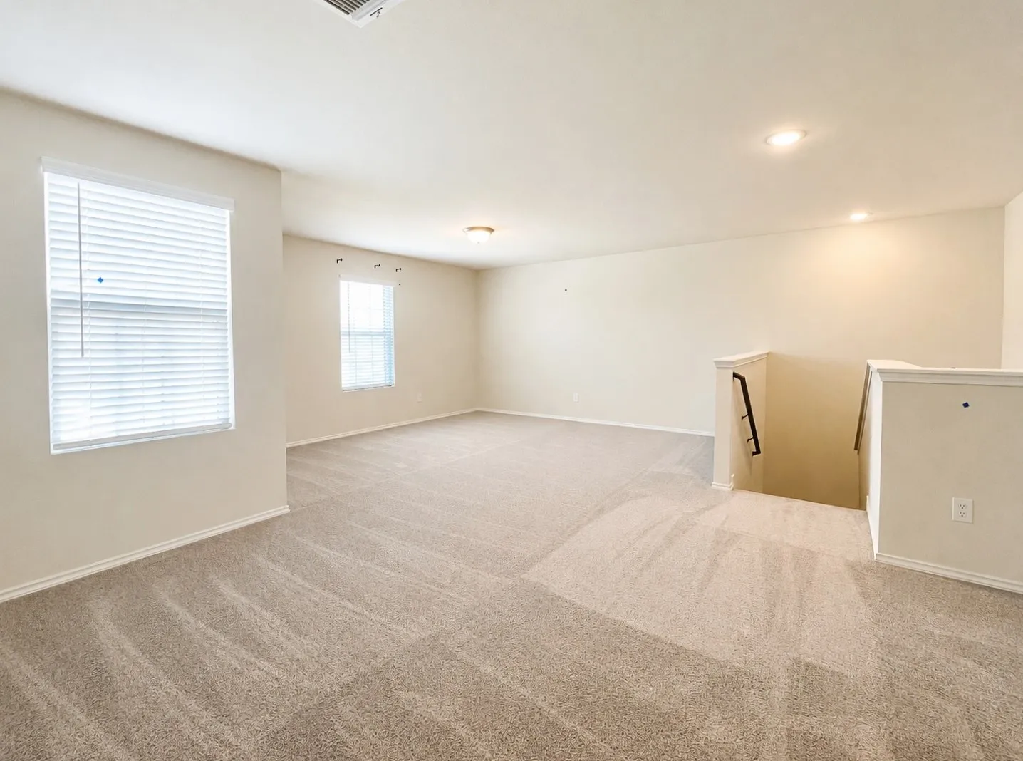 Single Family Residence For Rent in Tarrant County , 4649 Greyberry Drive, Fort Worth, Texas 76036, 4 Bedroom, 3 Bathroom, 2 Garage spaces, 2,122 Sqft, built in 2022, mls#21346711, Real Estate Agent in Fort Worth, Homes For Rent in Tarrant county, Homes For Rent in Fort Worth, Realtor in Fort Worth Texas, Real Estate Brokerage Independent Realty Texas, Luminita Cordes Realtor