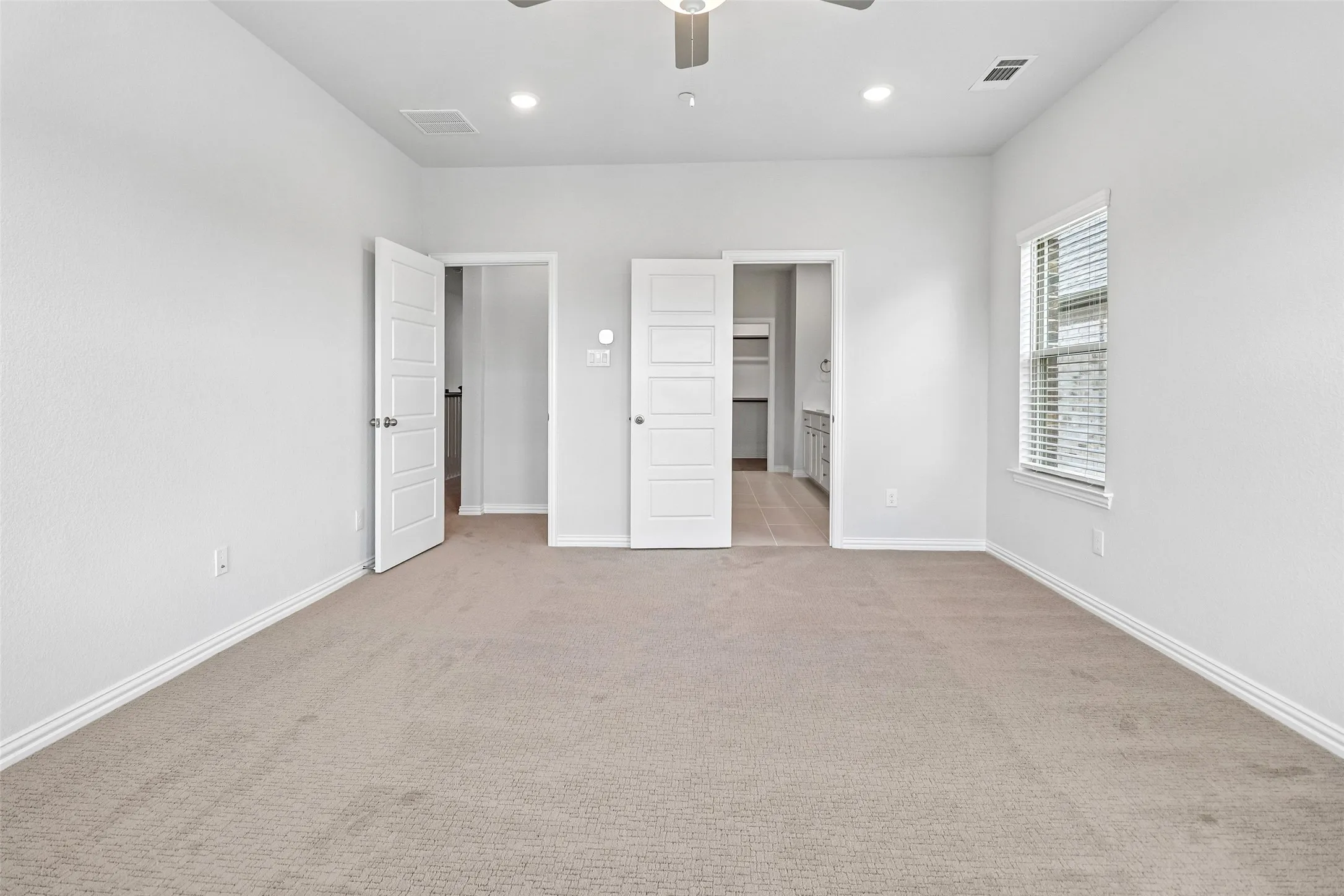 Townhouse For Sale in Collin County , 8311 Challenger Lane, Frisco, Texas 75034, 3 Bedroom, 3 Bathroom, 2 Garage spaces, 2,704 Sqft, built in 2024, mls#21342620, Real Estate Agent in Frisco, Homes For Sale in Collin county, Homes For Sale in Frisco, Realtor in Frisco Texas, Real Estate Brokerage Independent Realty Texas, Luminita Cordes Realtor