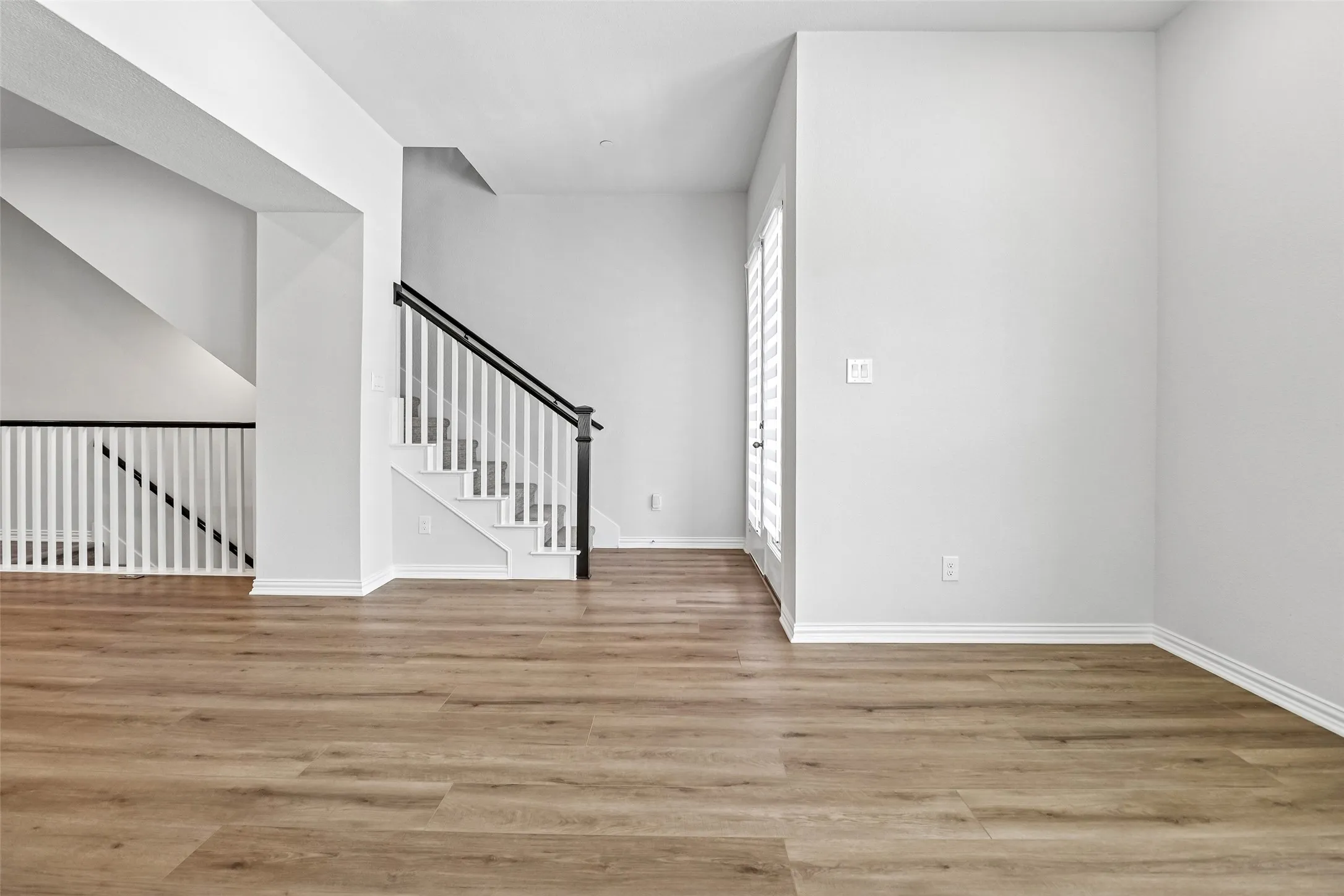 Townhouse For Sale in Collin County , 8311 Challenger Lane, Frisco, Texas 75034, 3 Bedroom, 3 Bathroom, 2 Garage spaces, 2,704 Sqft, built in 2024, mls#21342620, Real Estate Agent in Frisco, Homes For Sale in Collin county, Homes For Sale in Frisco, Realtor in Frisco Texas, Real Estate Brokerage Independent Realty Texas, Luminita Cordes Realtor