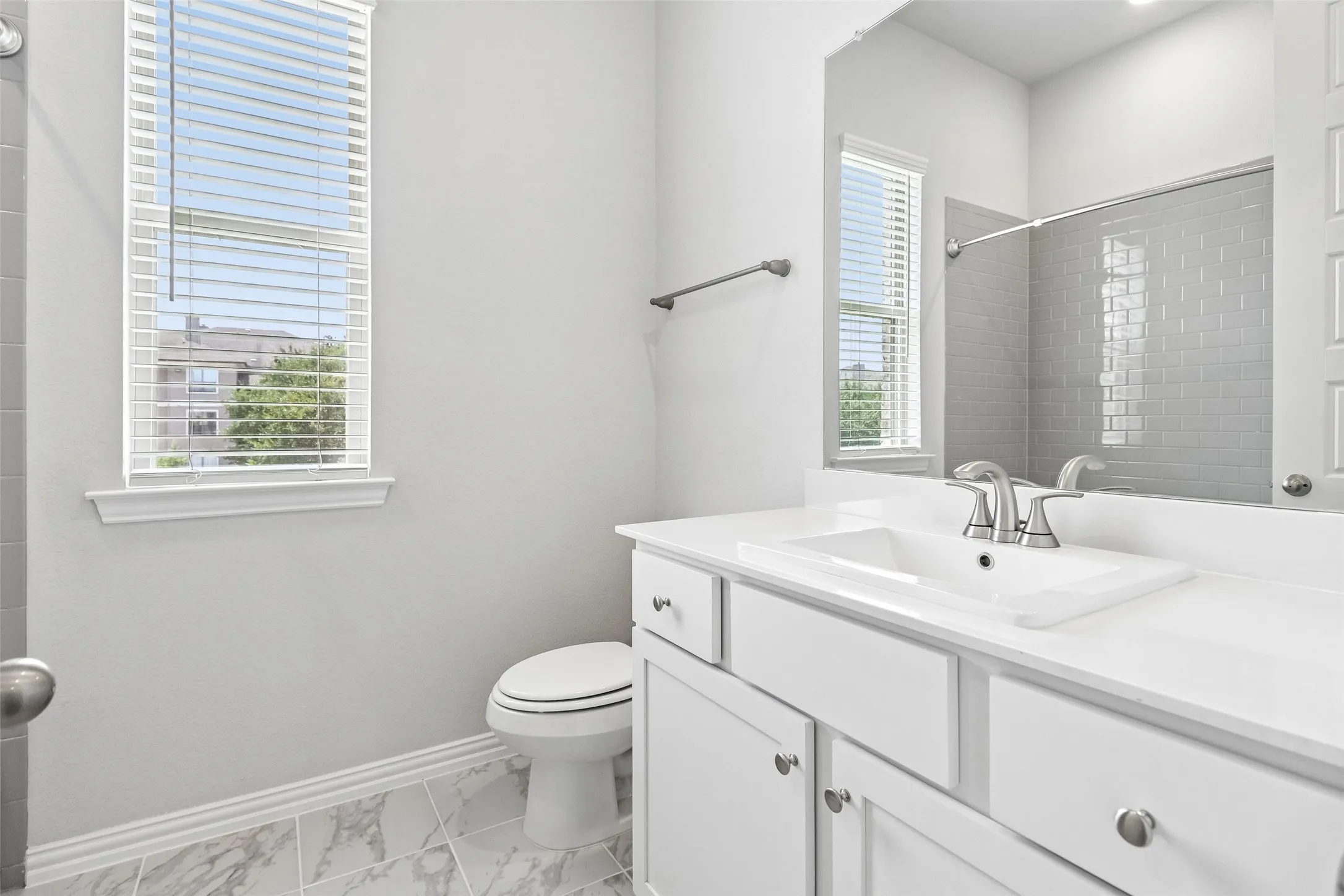 Townhouse For Sale in Collin County , 8311 Challenger Lane, Frisco, Texas 75034, 3 Bedroom, 3 Bathroom, 2 Garage spaces, 2,704 Sqft, built in 2024, mls#21342620, Real Estate Agent in Frisco, Homes For Sale in Collin county, Homes For Sale in Frisco, Realtor in Frisco Texas, Real Estate Brokerage Independent Realty Texas, Luminita Cordes Realtor
