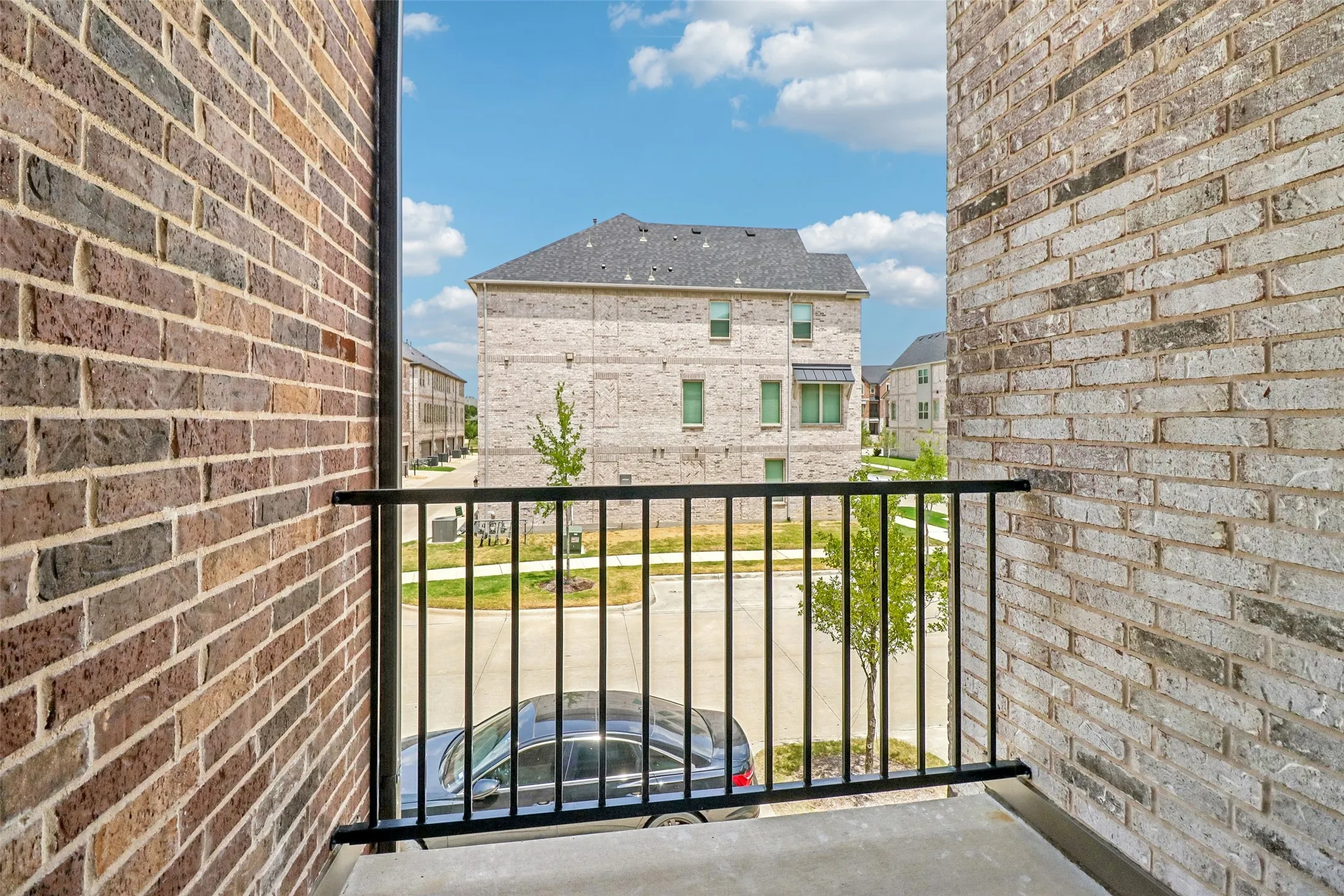 Townhouse For Sale in Collin County , 8311 Challenger Lane, Frisco, Texas 75034, 3 Bedroom, 3 Bathroom, 2 Garage spaces, 2,704 Sqft, built in 2024, mls#21342620, Real Estate Agent in Frisco, Homes For Sale in Collin county, Homes For Sale in Frisco, Realtor in Frisco Texas, Real Estate Brokerage Independent Realty Texas, Luminita Cordes Realtor