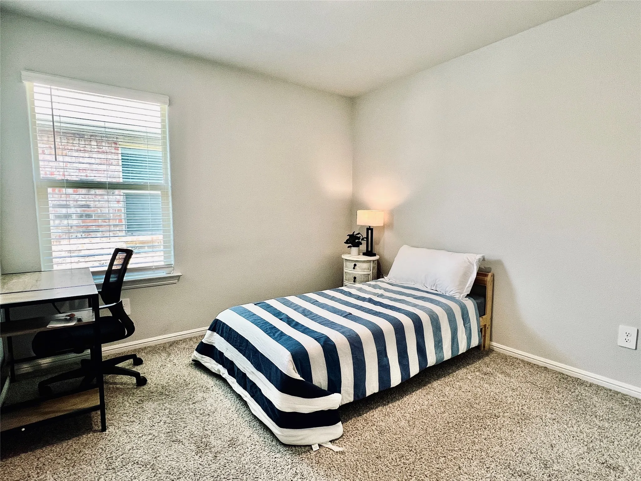 Single Family Residence For Rent in Tarrant County , 636 Mount Vista Lane, Fort Worth, Texas 76131, 4 Bedrooms, 2 Bathrooms, 2 Garage spaces, 1,704 Sqft, built in 2023, Price $2,250, mls#21341326, Real Estate Agent in Fort Worth, Homes For Rent in Tarrant county, Homes For Rent in Fort Worth, Realtor in Fort Worth Texas, Real Estate Brokerage Independent Realty Texas, Luminita Cordes Realtor