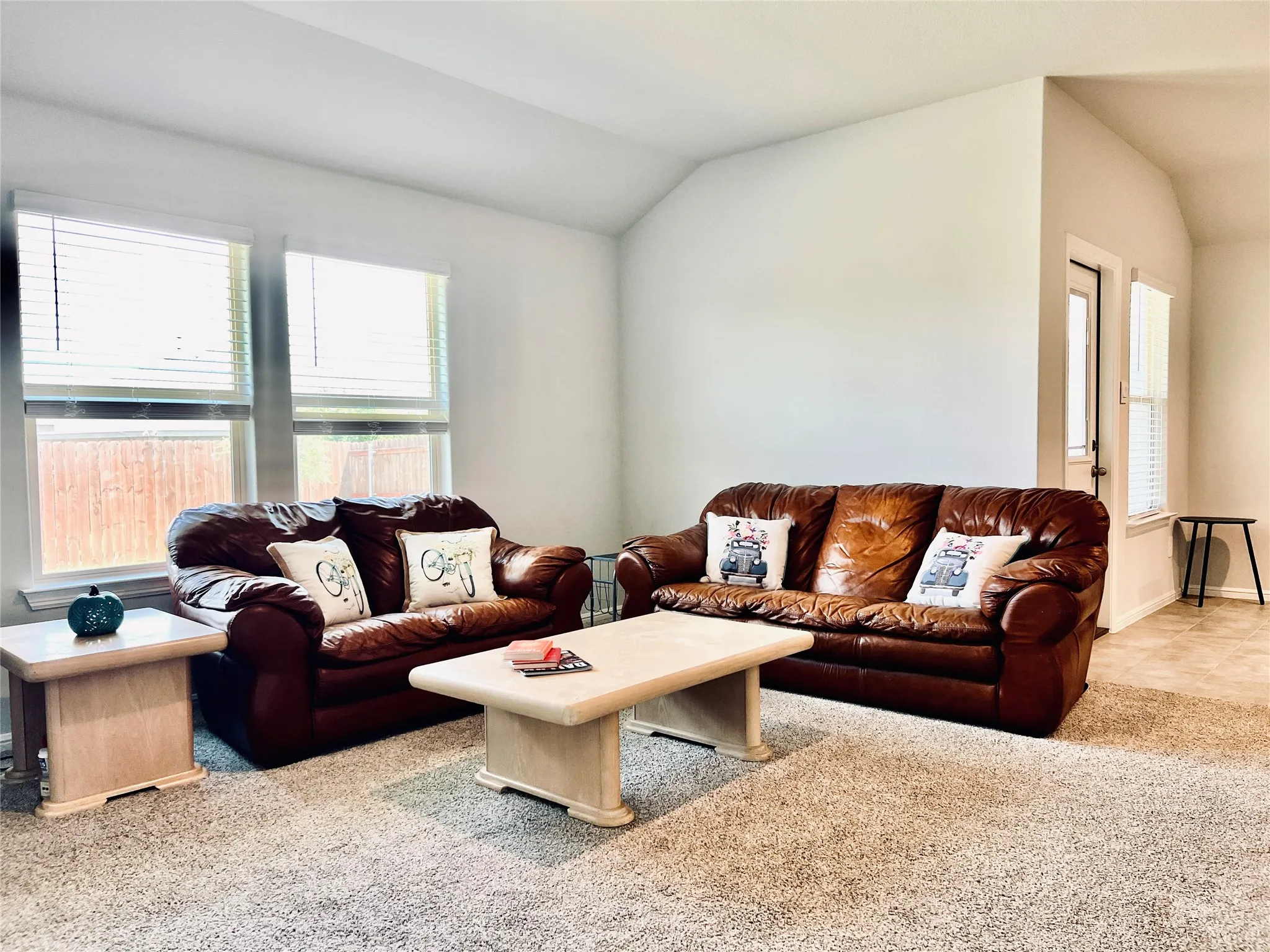 Single Family Residence For Rent in Tarrant County , 636 Mount Vista Lane, Fort Worth, Texas 76131, 4 Bedrooms, 2 Bathrooms, 2 Garage spaces, 1,704 Sqft, built in 2023, Price $2,250, mls#21341326, Real Estate Agent in Fort Worth, Homes For Rent in Tarrant county, Homes For Rent in Fort Worth, Realtor in Fort Worth Texas, Real Estate Brokerage Independent Realty Texas, Luminita Cordes Realtor