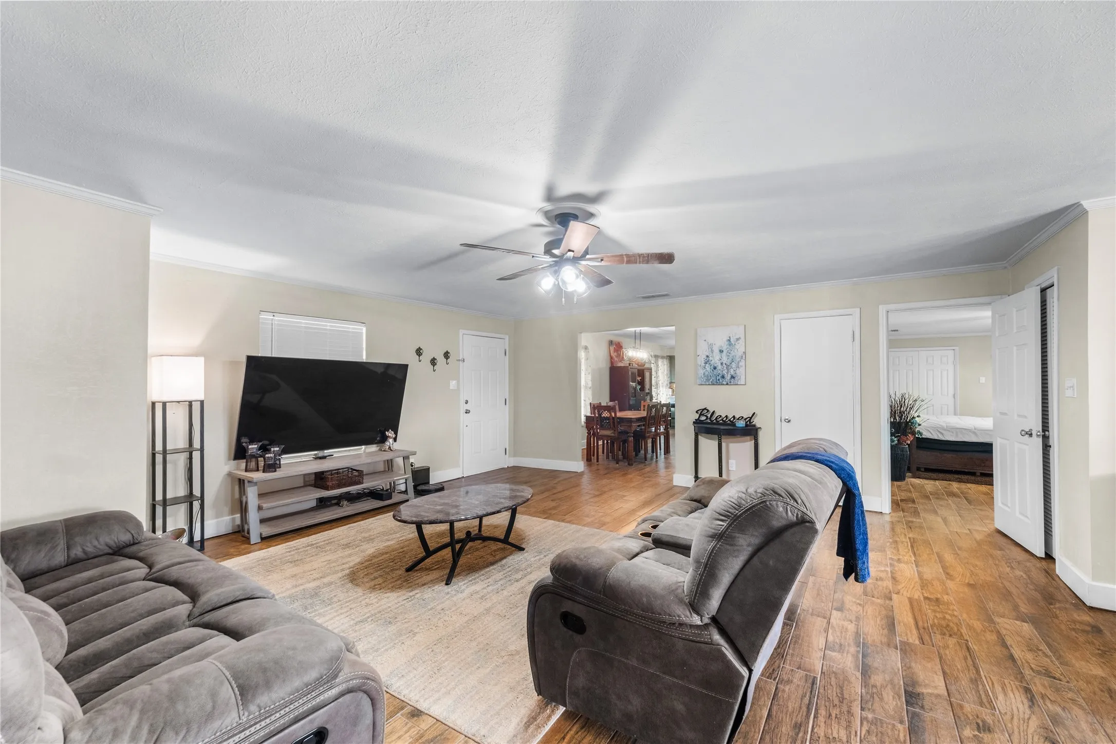 Single Family Residence For Sale in Anderson County , 1310 Spur 324, Tennessee Colony, Texas 75861, 3 Bedroom, 2 Bathroom, 2 Garage spaces, 2,106 Sqft, built in 1963, mls#21346718, Real Estate Agent in Tennessee Colony, Homes For Sale in Anderson county, Homes For Sale in Tennessee Colony, Realtor in Tennessee Colony Texas, Real Estate Brokerage Independent Realty Texas, Luminita Cordes Realtor