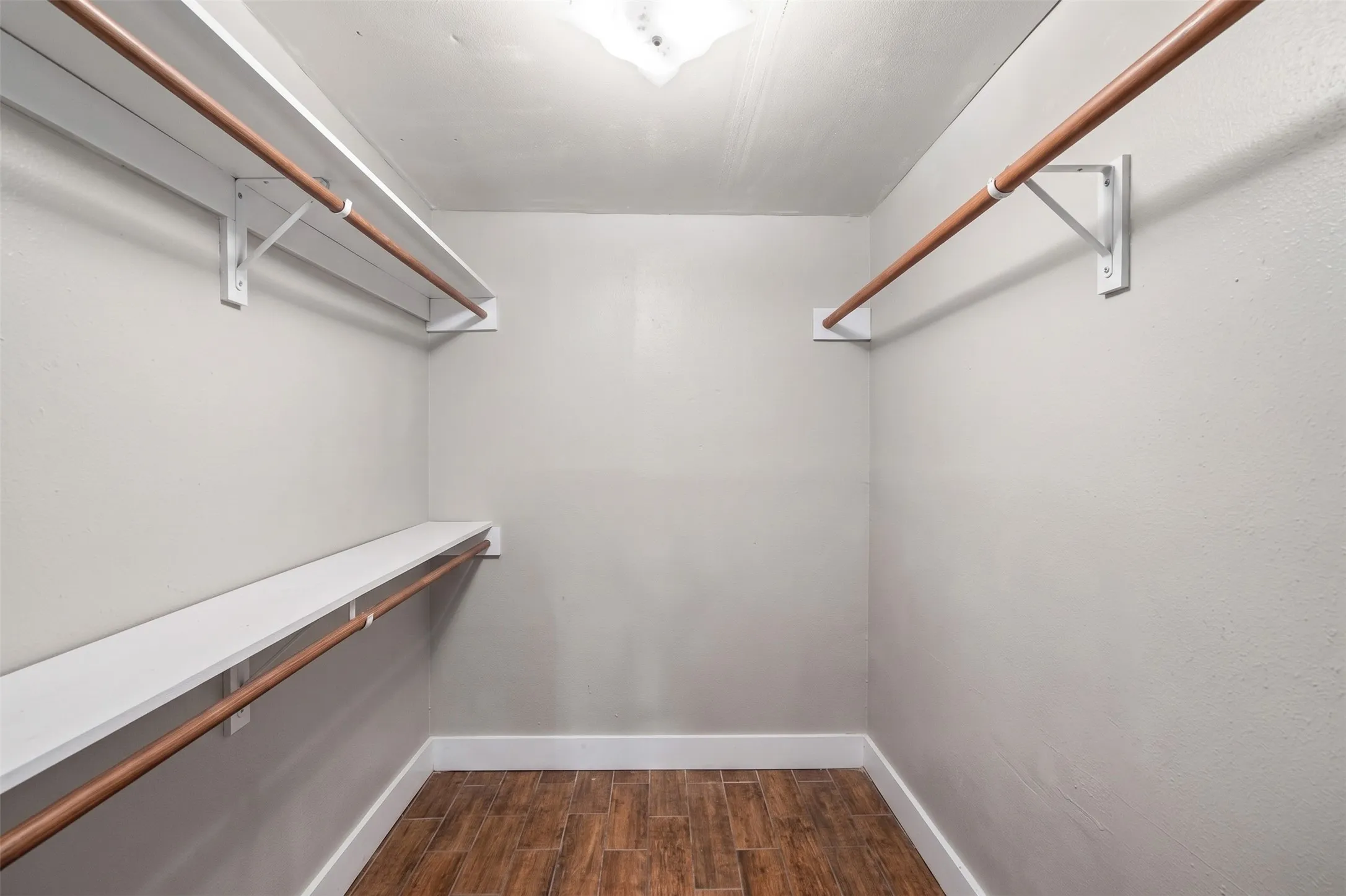 Single Family Residence For Sale in Anderson County , 1310 Spur 324, Tennessee Colony, Texas 75861, 3 Bedroom, 2 Bathroom, 2 Garage spaces, 2,106 Sqft, built in 1963, mls#21346718, Real Estate Agent in Tennessee Colony, Homes For Sale in Anderson county, Homes For Sale in Tennessee Colony, Realtor in Tennessee Colony Texas, Real Estate Brokerage Independent Realty Texas, Luminita Cordes Realtor