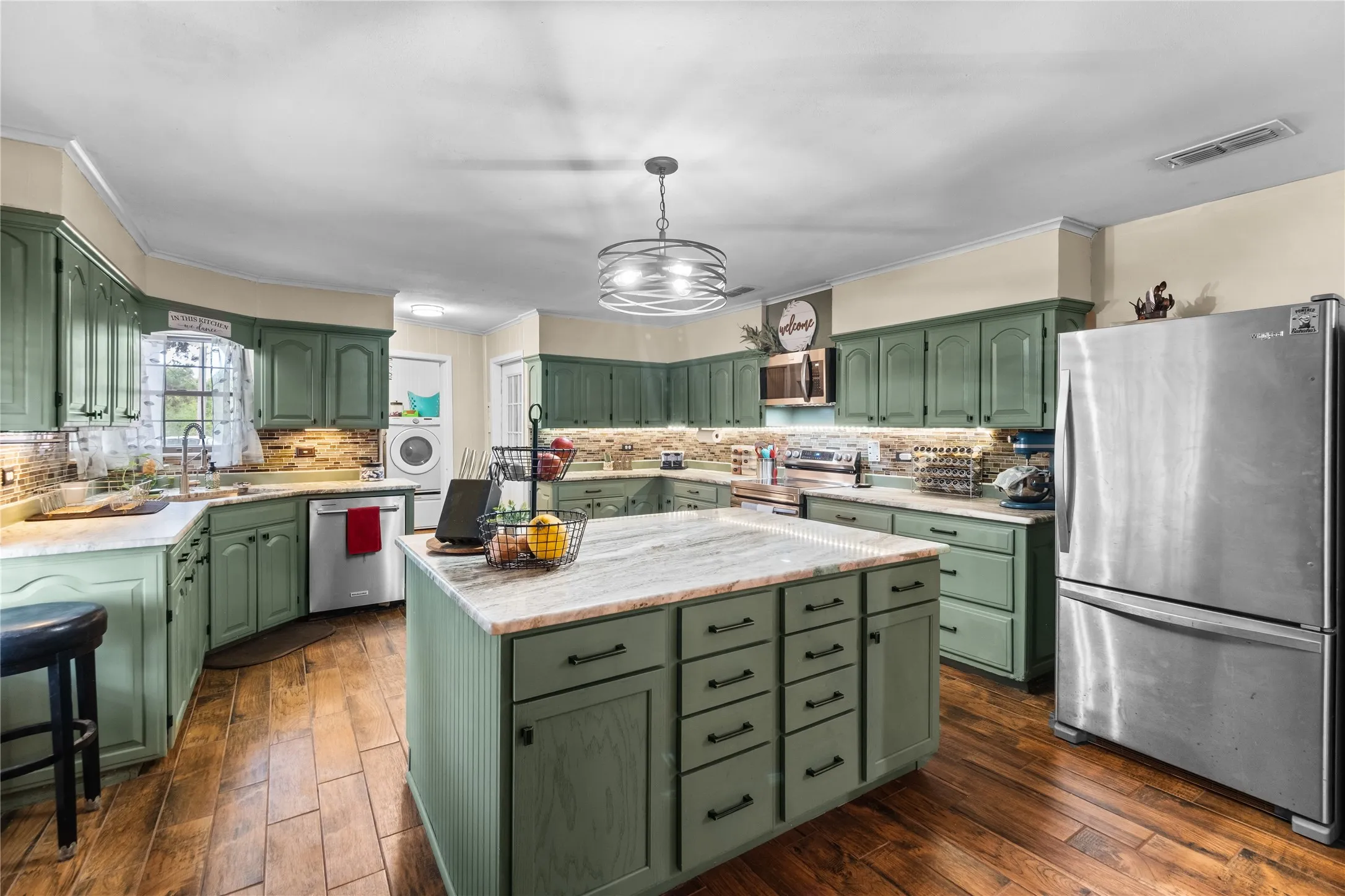 Single Family Residence For Sale in Anderson County , 1310 Spur 324, Tennessee Colony, Texas 75861, 3 Bedroom, 2 Bathroom, 2 Garage spaces, 2,106 Sqft, built in 1963, mls#21346718, Real Estate Agent in Tennessee Colony, Homes For Sale in Anderson county, Homes For Sale in Tennessee Colony, Realtor in Tennessee Colony Texas, Real Estate Brokerage Independent Realty Texas, Luminita Cordes Realtor