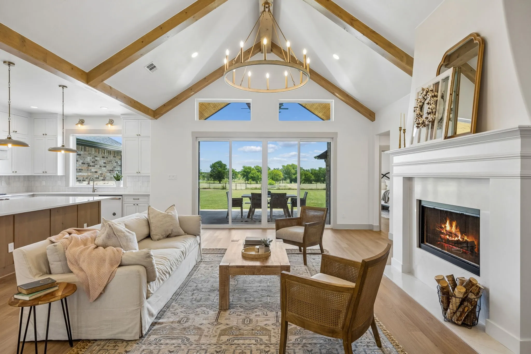Single Family Residence For Sale in Ellis County , 1311 Greathouse Road, Waxahachie, Texas 75167, 4 Bedroom, 4 Bathroom, 2 Garage spaces, 3,285 Sqft, built in 1991, mls#21335167, Real Estate Agent in Waxahachie, Homes For Sale in Ellis county, Homes For Sale in Waxahachie, Realtor in Waxahachie Texas, Real Estate Brokerage Independent Realty Texas, Luminita Cordes Realtor