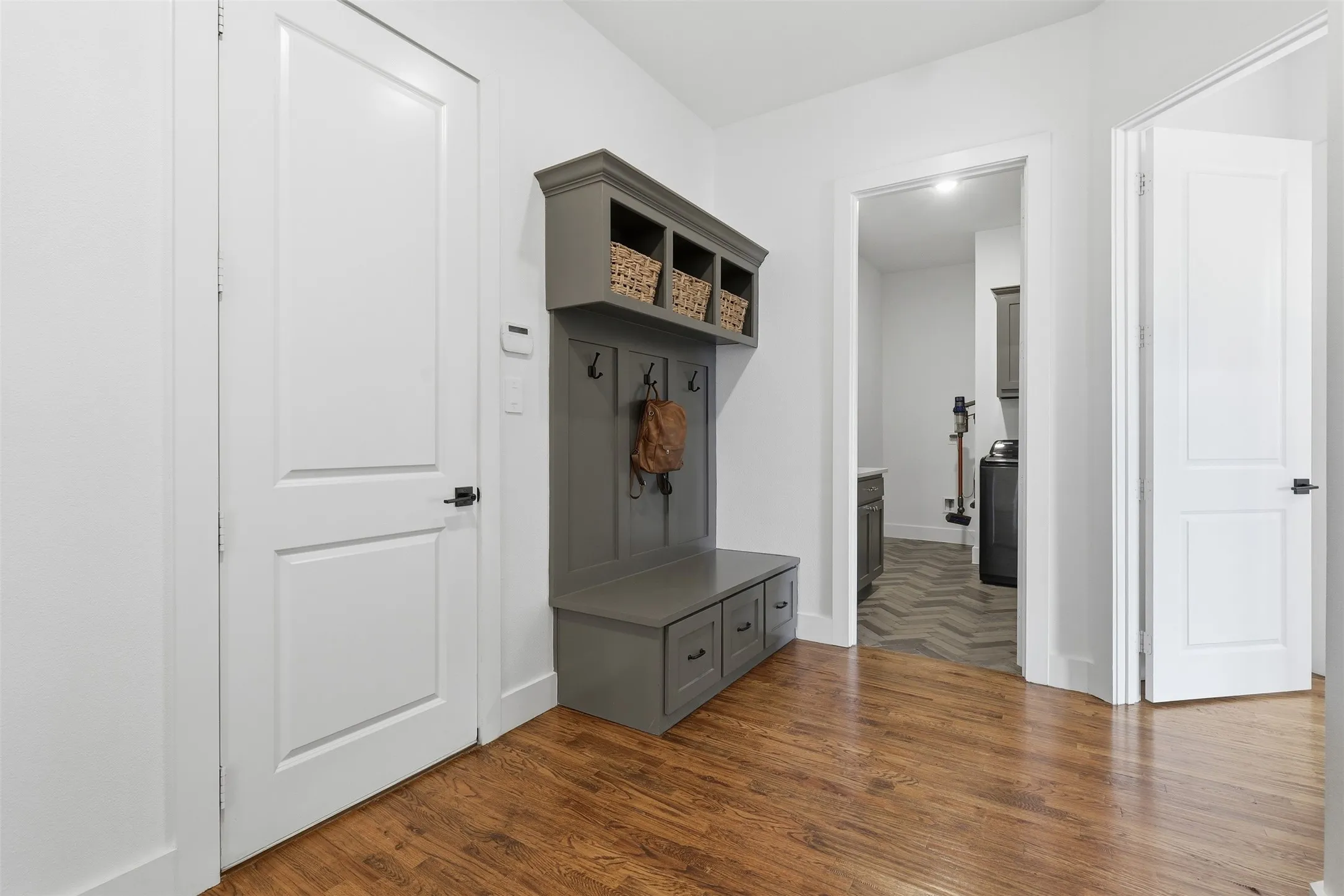 Single Family Residence For Sale in Tarrant County , 7736 Laura Lake Lane, Fort Worth, Texas 76126, 4 Bedroom, 3 Bathroom, 3 Garage spaces, 3,547 Sqft, built in 2022, mls#21346410, Real Estate Agent in Fort Worth, Homes For Sale in Tarrant county, Homes For Sale in Fort Worth, Realtor in Fort Worth Texas, Real Estate Brokerage Independent Realty Texas, Luminita Cordes Realtor