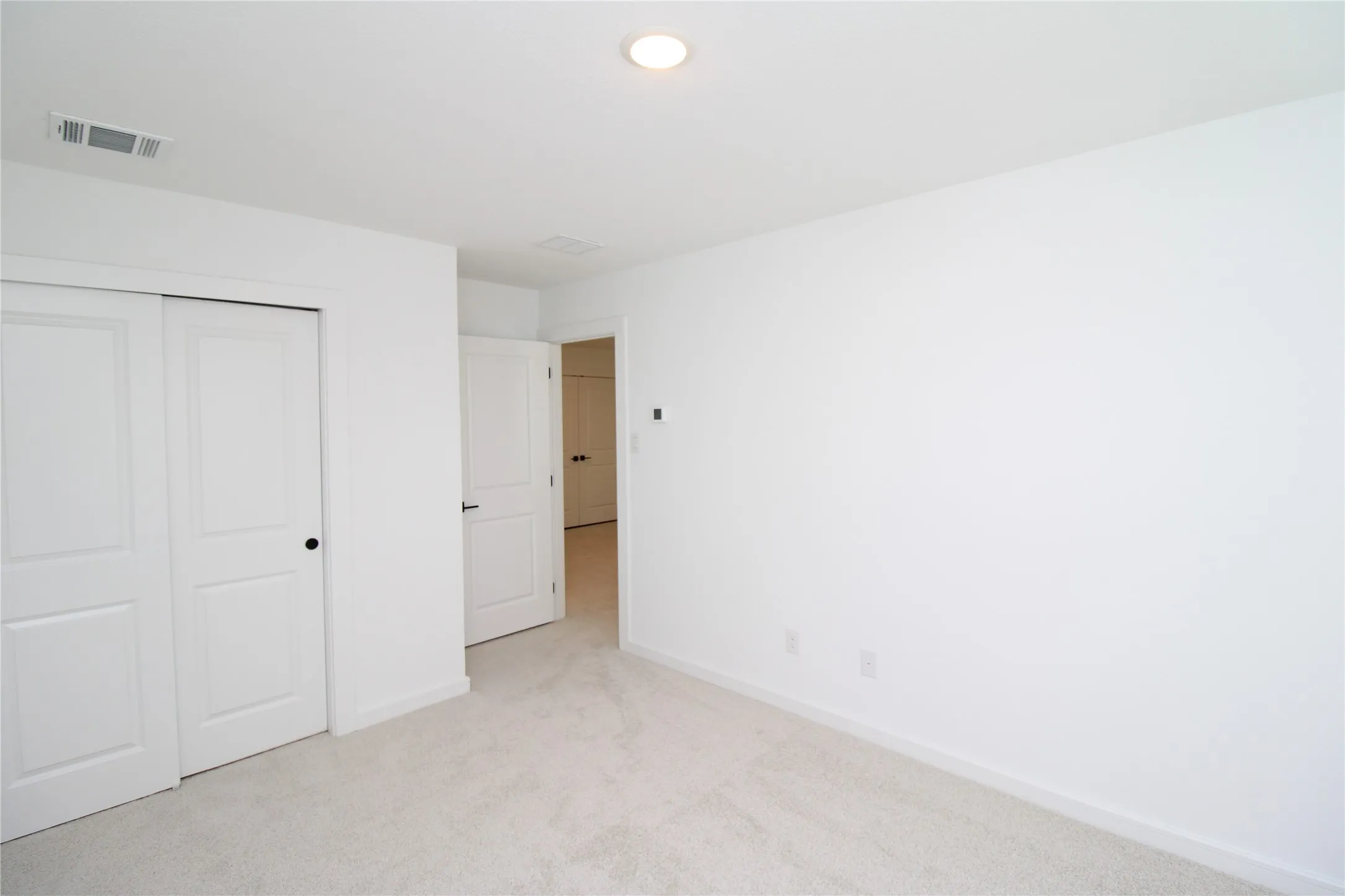 Single Family Residence For Rent in Grayson County , 509 Ridgewood Drive, Van Alstyne, Texas 75495, 5 Bedroom, 3 Bathroom, 2 Garage spaces, 2,659 Sqft, built in 2024, mls#21346731, Real Estate Agent in Van Alstyne, Homes For Rent in Grayson county, Homes For Rent in Van Alstyne, Realtor in Van Alstyne Texas, Real Estate Brokerage Independent Realty Texas, Luminita Cordes Realtor