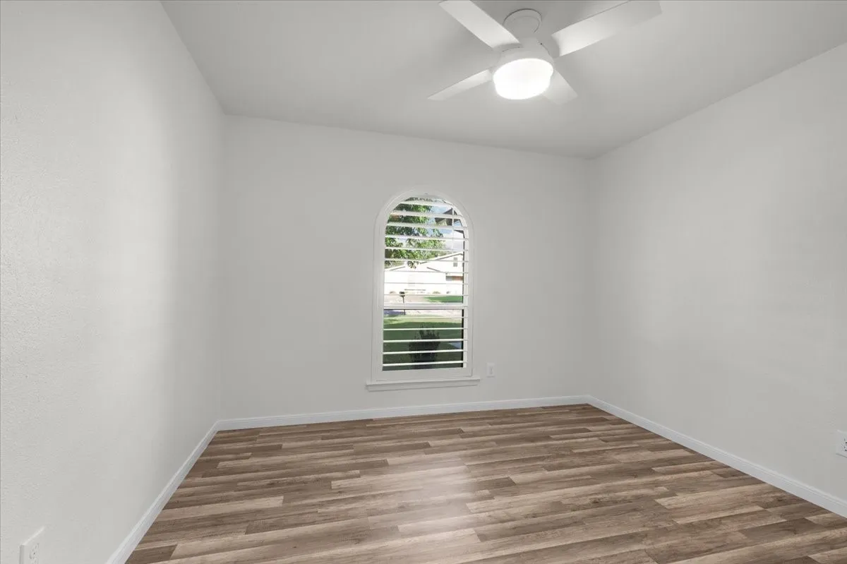 Single Family Residence For Sale in Tarrant County , 6504 Massey Court, North Richland Hills, Texas 76182, 3 Bedroom, 2 Bathroom, Garage spaces, 1,466 Sqft, built in 1977, mls#21346597, Real Estate Agent in North Richland Hills, Homes For Sale in Tarrant county, Homes For Sale in North Richland Hills, Realtor in North Richland Hills Texas, Real Estate Brokerage Independent Realty Texas, Luminita Cordes Realtor