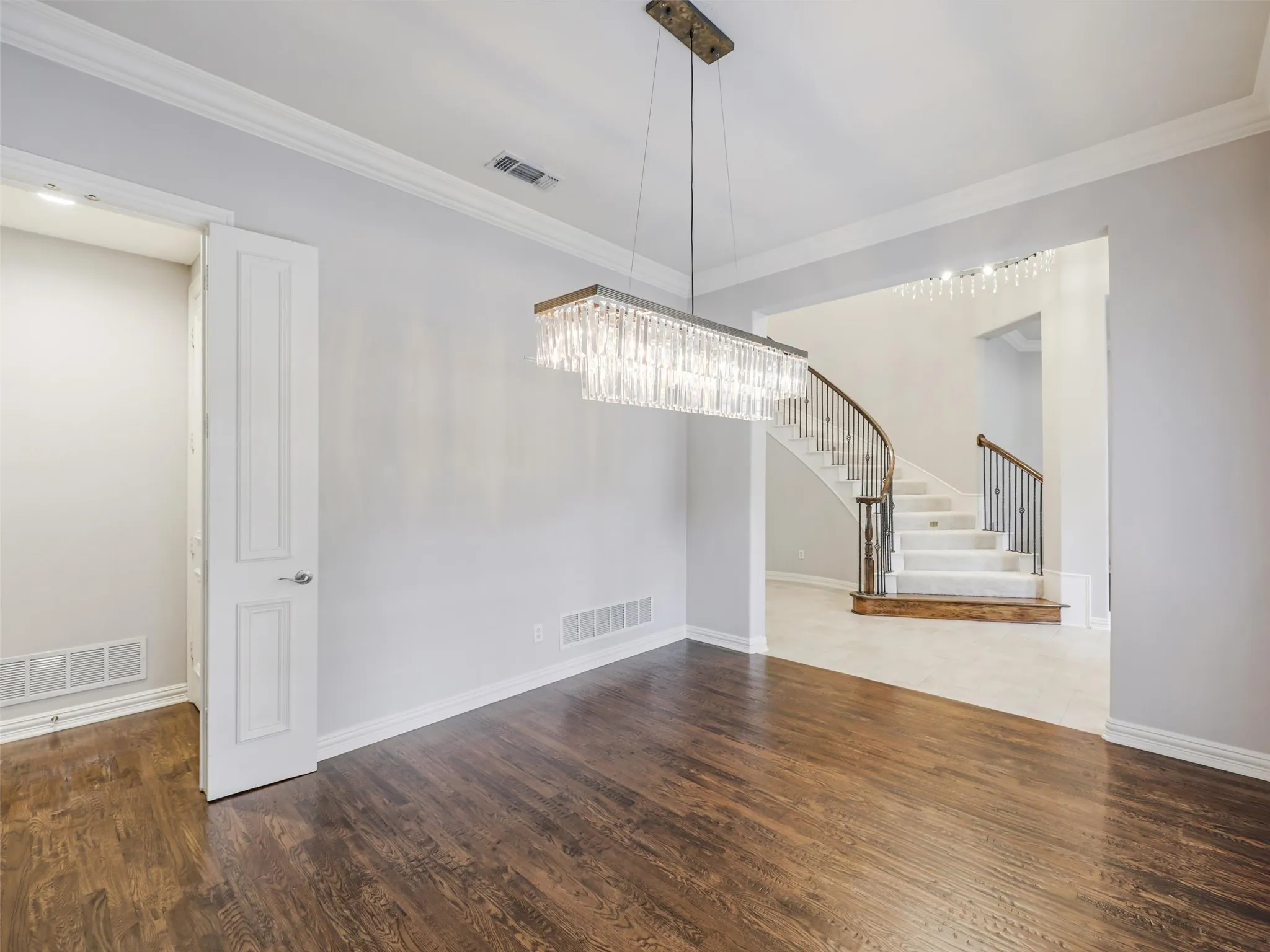 Single Family Residence For Sale in Collin County , 5405 Quail Run, Frisco, Texas 75034, 4 Bedroom, 4 Bathroom, 3 Garage spaces, 3,252 Sqft, built in 1996, mls#21342354, Real Estate Agent in Frisco, Homes For Sale in Collin county, Homes For Sale in Frisco, Realtor in Frisco Texas, Real Estate Brokerage Independent Realty Texas, Luminita Cordes Realtor