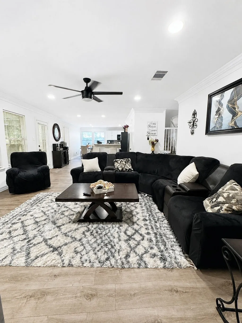 Single Family Residence For Sale in Dallas County , 754 Cedarwood Drive, Cedar Hill, Texas 75104, 4 Bedroom, 3 Bathroom, 4 Garage spaces, 3,116 Sqft, built in 2001, mls#21342585, Real Estate Agent in Cedar Hill, Homes For Sale in Dallas county, Homes For Sale in Cedar Hill, Realtor in Cedar Hill Texas, Real Estate Brokerage Independent Realty Texas, Luminita Cordes Realtor