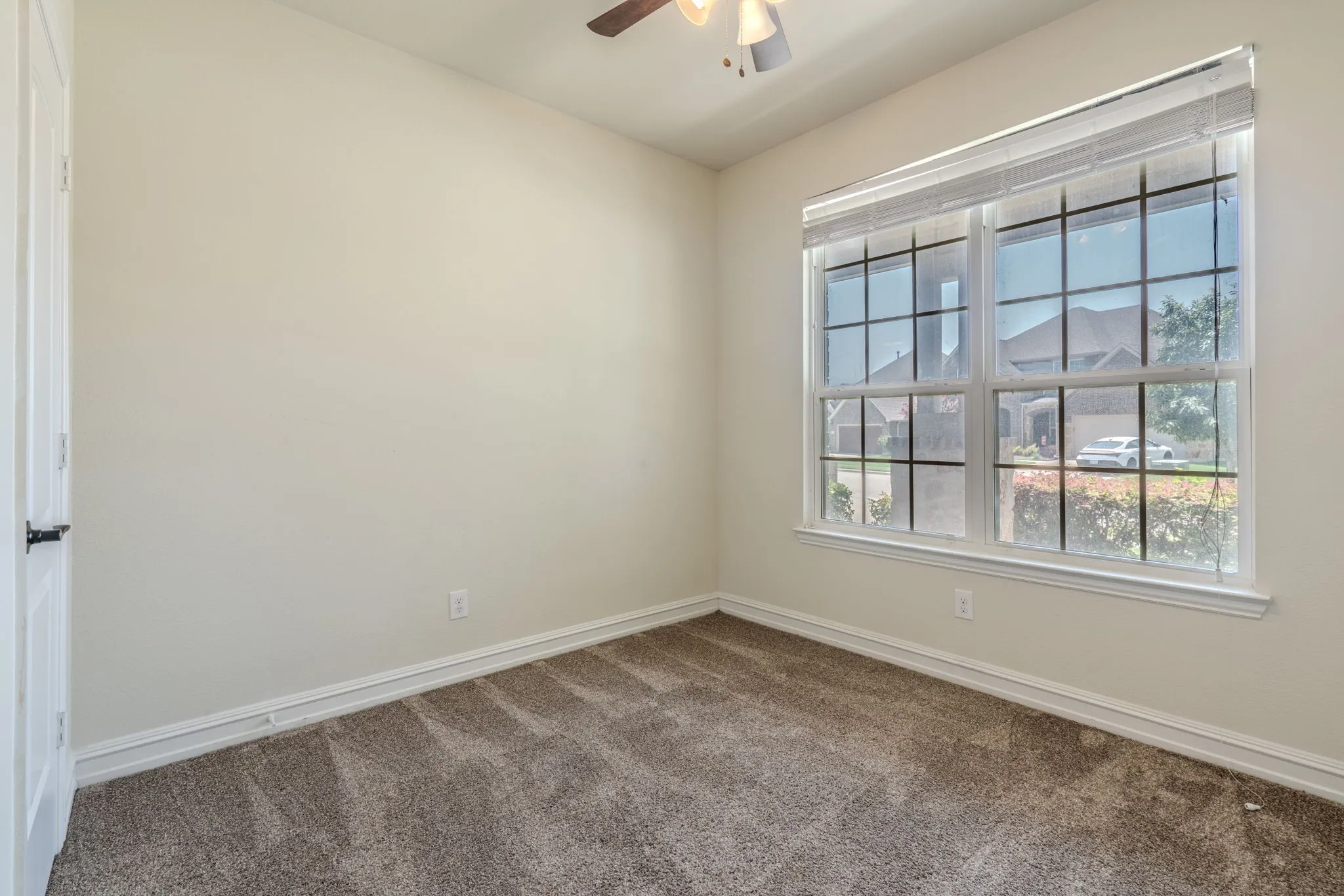 Single Family Residence For Sale in Tarrant County , 2025 Plamera Lane, Fort Worth, Texas 76131, 4 Bedroom, 3 Bathroom, 2 Garage spaces, 2,577 Sqft, built in 2015, mls#21346440, Real Estate Agent in Fort Worth, Homes For Sale in Tarrant county, Homes For Sale in Fort Worth, Realtor in Fort Worth Texas, Real Estate Brokerage Independent Realty Texas, Luminita Cordes Realtor