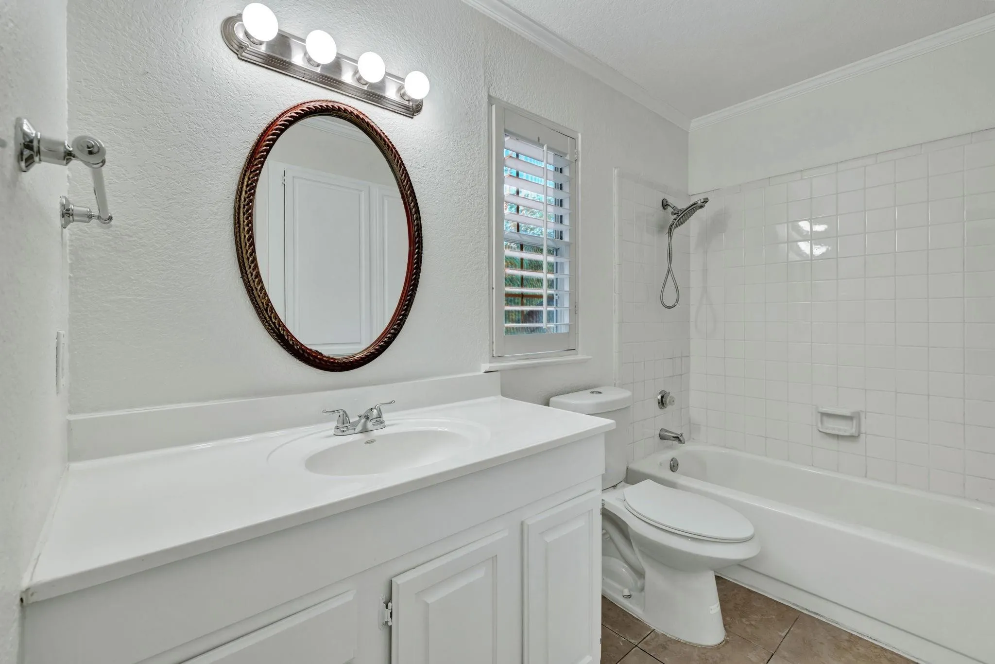 Condominium For Sale in Dallas County , 3209 Whatley Drive, Garland, Texas 75043, 3 Bedroom, 3 Bathroom, 2 Garage spaces, 1,336 Sqft, built in 1984, mls#21344745, Real Estate Agent in Garland, Homes For Sale in Dallas county, Homes For Sale in Garland, Realtor in Garland Texas, Real Estate Brokerage Independent Realty Texas, Luminita Cordes Realtor