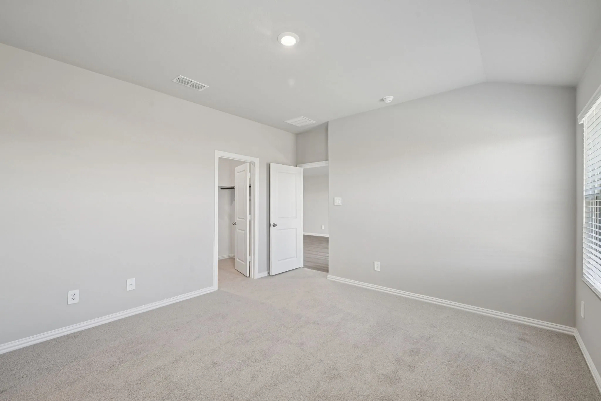 Photo is not of the actual home, but is an inspirational photo of builder’s model home and may depict options, furnishings, and/or decorator features that are not included.