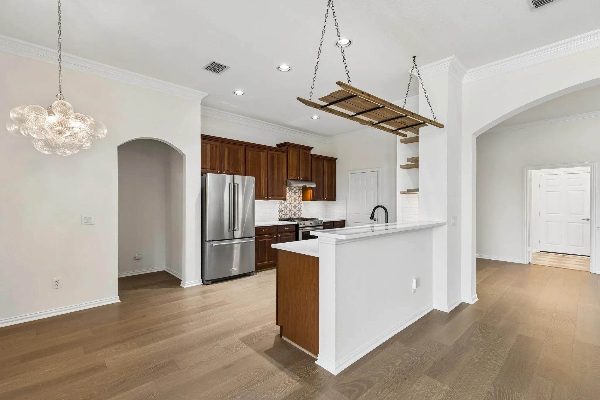 Single Family Residence For Sale in Collin County , 293 Cheyenne Drive, Fairview, Texas 75069, 2 Bedroom, 2 Bathroom, 2 Garage spaces, 2,076 Sqft, built in 2004, mls#21343398, Real Estate Agent in Fairview, Homes For Sale in Collin county, Homes For Sale in Fairview, Realtor in Fairview Texas, Real Estate Brokerage Independent Realty Texas, Luminita Cordes Realtor