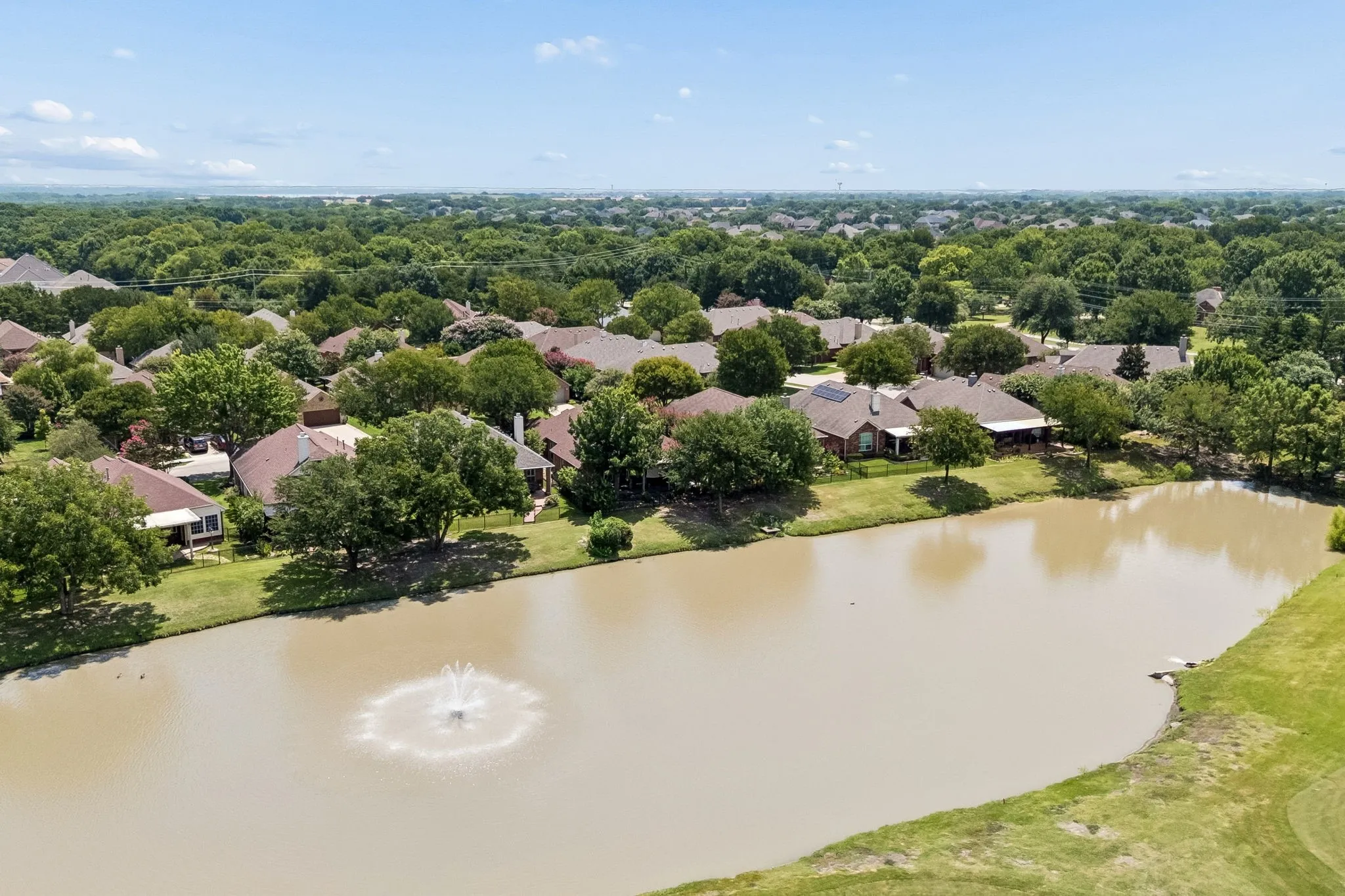 Single Family Residence For Sale in Collin County , 293 Cheyenne Drive, Fairview, Texas 75069, 2 Bedroom, 2 Bathroom, 2 Garage spaces, 2,076 Sqft, built in 2004, mls#21343398, Real Estate Agent in Fairview, Homes For Sale in Collin county, Homes For Sale in Fairview, Realtor in Fairview Texas, Real Estate Brokerage Independent Realty Texas, Luminita Cordes Realtor