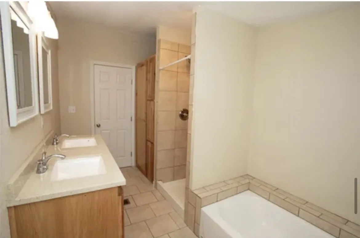 Mobile Home For Rent in Palo Pinto County , 128 Burkhalter Street, Graford, Texas 76449, 4 Bedroom, 2 Bathroom, Garage spaces, 1,566 Sqft, built in 1996, mls#21342761, Real Estate Agent in Graford, Homes For Rent in Palo Pinto county, Homes For Rent in Graford, Realtor in Graford Texas, Real Estate Brokerage Independent Realty Texas, Luminita Cordes Realtor