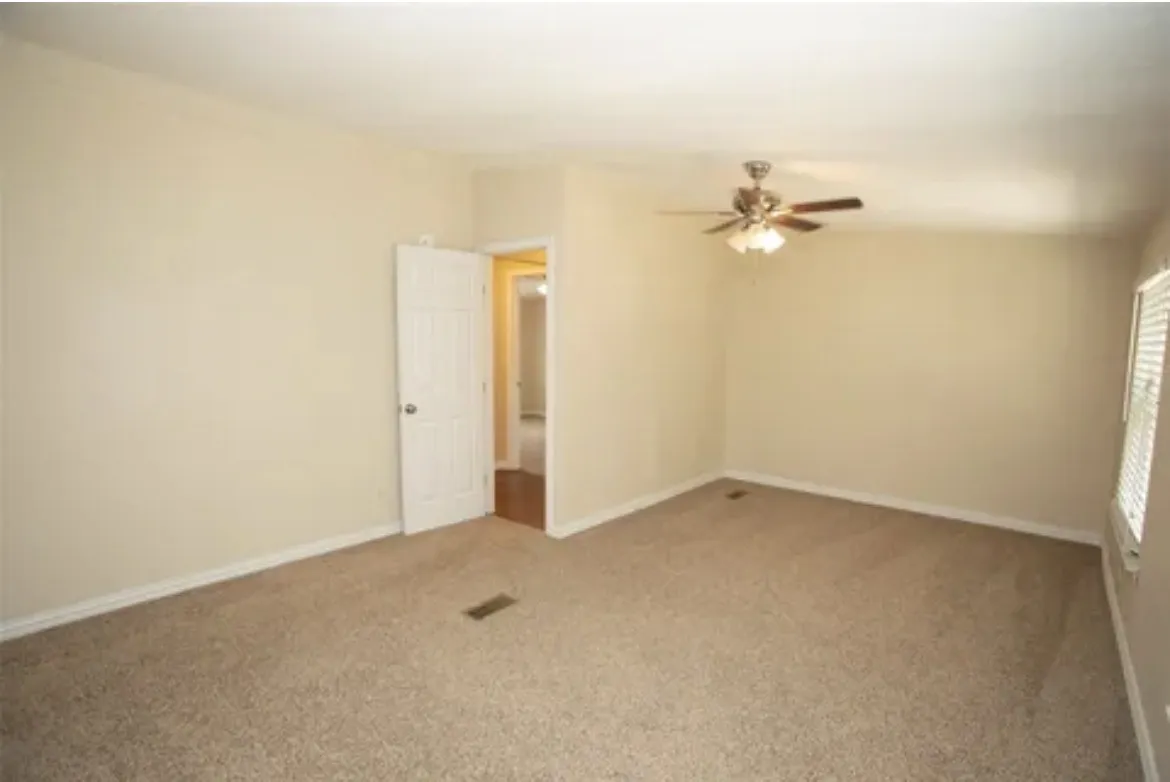 Mobile Home For Rent in Palo Pinto County , 128 Burkhalter Street, Graford, Texas 76449, 4 Bedroom, 2 Bathroom, Garage spaces, 1,566 Sqft, built in 1996, mls#21342761, Real Estate Agent in Graford, Homes For Rent in Palo Pinto county, Homes For Rent in Graford, Realtor in Graford Texas, Real Estate Brokerage Independent Realty Texas, Luminita Cordes Realtor