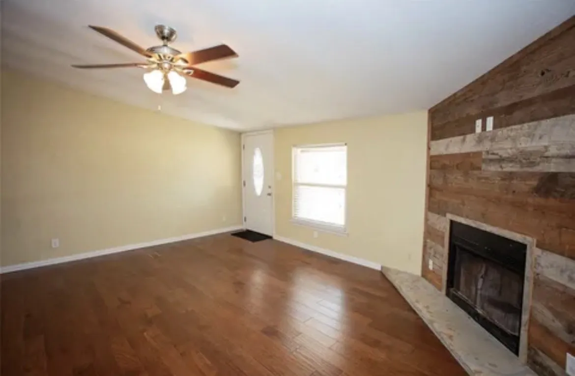 Mobile Home For Rent in Palo Pinto County , 128 Burkhalter Street, Graford, Texas 76449, 4 Bedroom, 2 Bathroom, Garage spaces, 1,566 Sqft, built in 1996, mls#21342761, Real Estate Agent in Graford, Homes For Rent in Palo Pinto county, Homes For Rent in Graford, Realtor in Graford Texas, Real Estate Brokerage Independent Realty Texas, Luminita Cordes Realtor