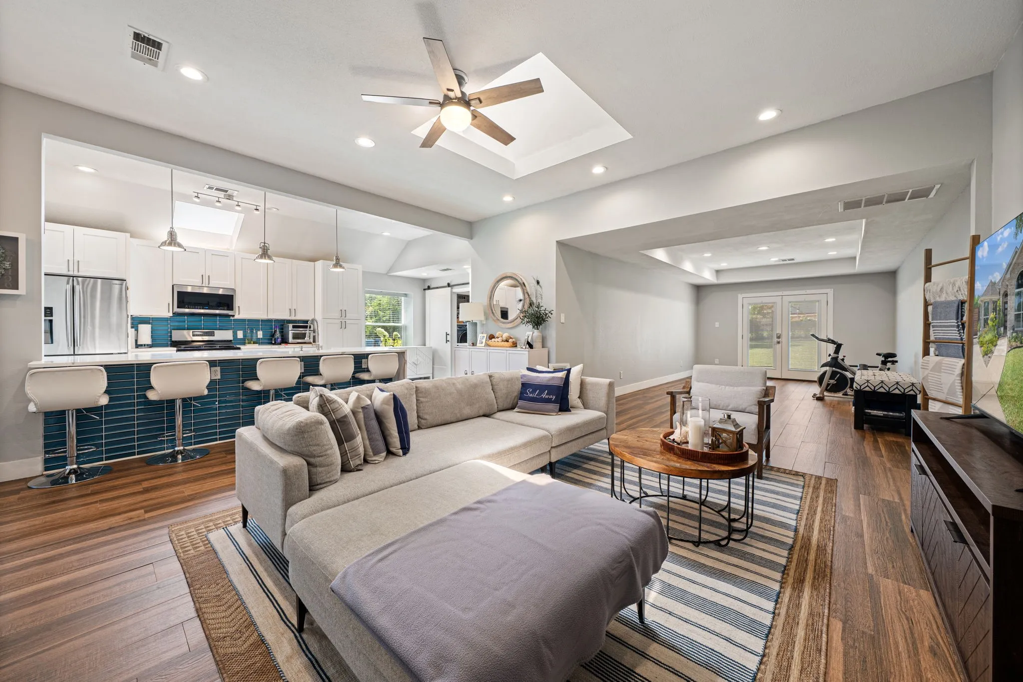 Single Family Residence For Rent in Dallas County , 6402 Bluebonnet Drive, Rowlett, Texas 75089, 3 Bedroom, 3 Bathroom, 2 Garage spaces, 2,181 Sqft, built in 2001, mls#21346728, Real Estate Agent in Rowlett, Homes For Rent in Dallas county, Homes For Rent in Rowlett, Realtor in Rowlett Texas, Real Estate Brokerage Independent Realty Texas, Luminita Cordes Realtor