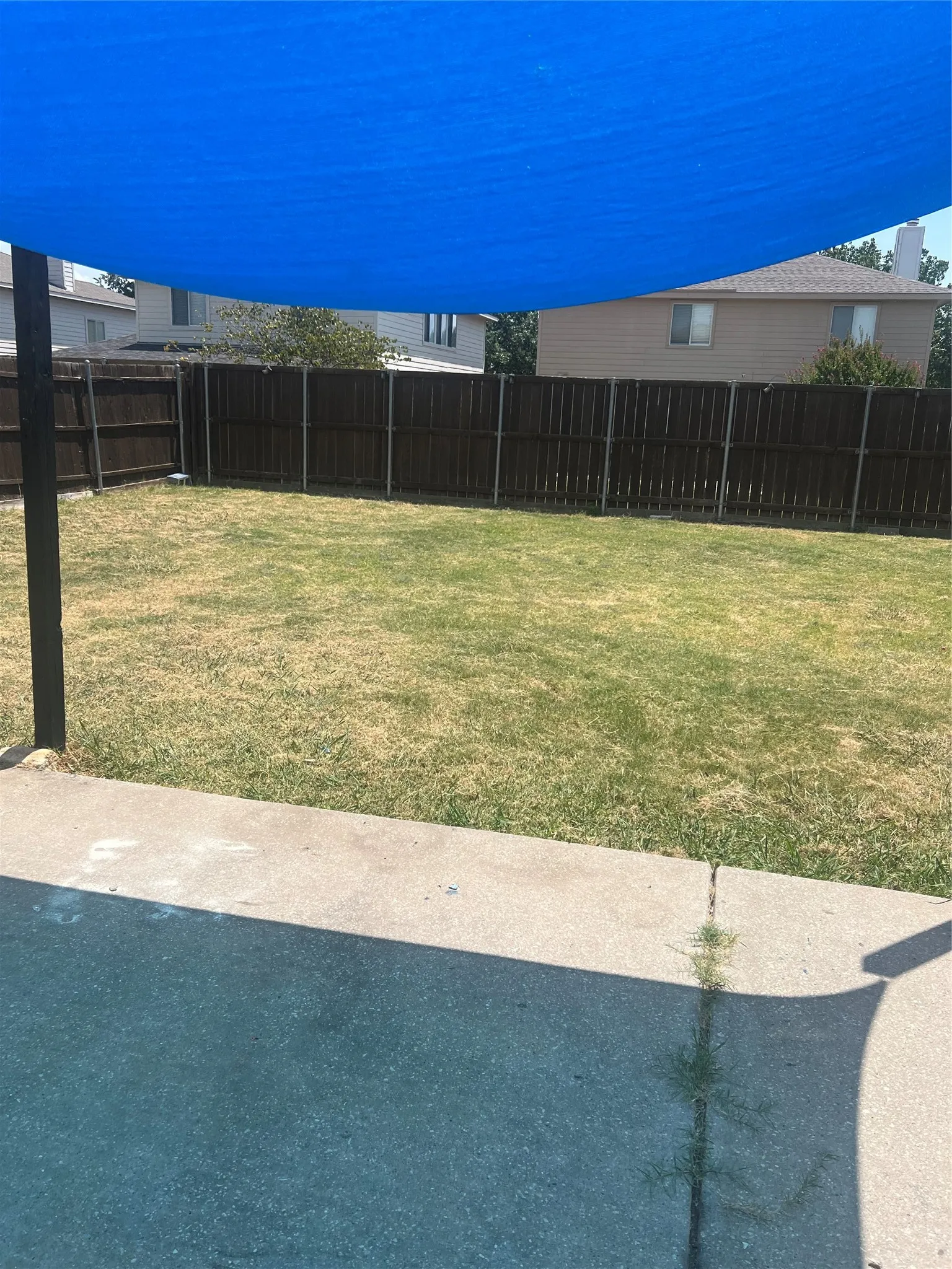 Single Family Residence For Rent in Denton County , 1538 Thornhill Lane, Little Elm, Texas 75068, 4 Bedrooms, 3 Bathrooms, 2 Garage spaces, 2,359 Sqft, built in 2002, Price $2,680, mls#21346733, Real Estate Agent in Little Elm, Homes For Rent in Denton county, Homes For Rent in Little Elm, Realtor in Little Elm Texas, Real Estate Brokerage Independent Realty Texas, Luminita Cordes Realtor