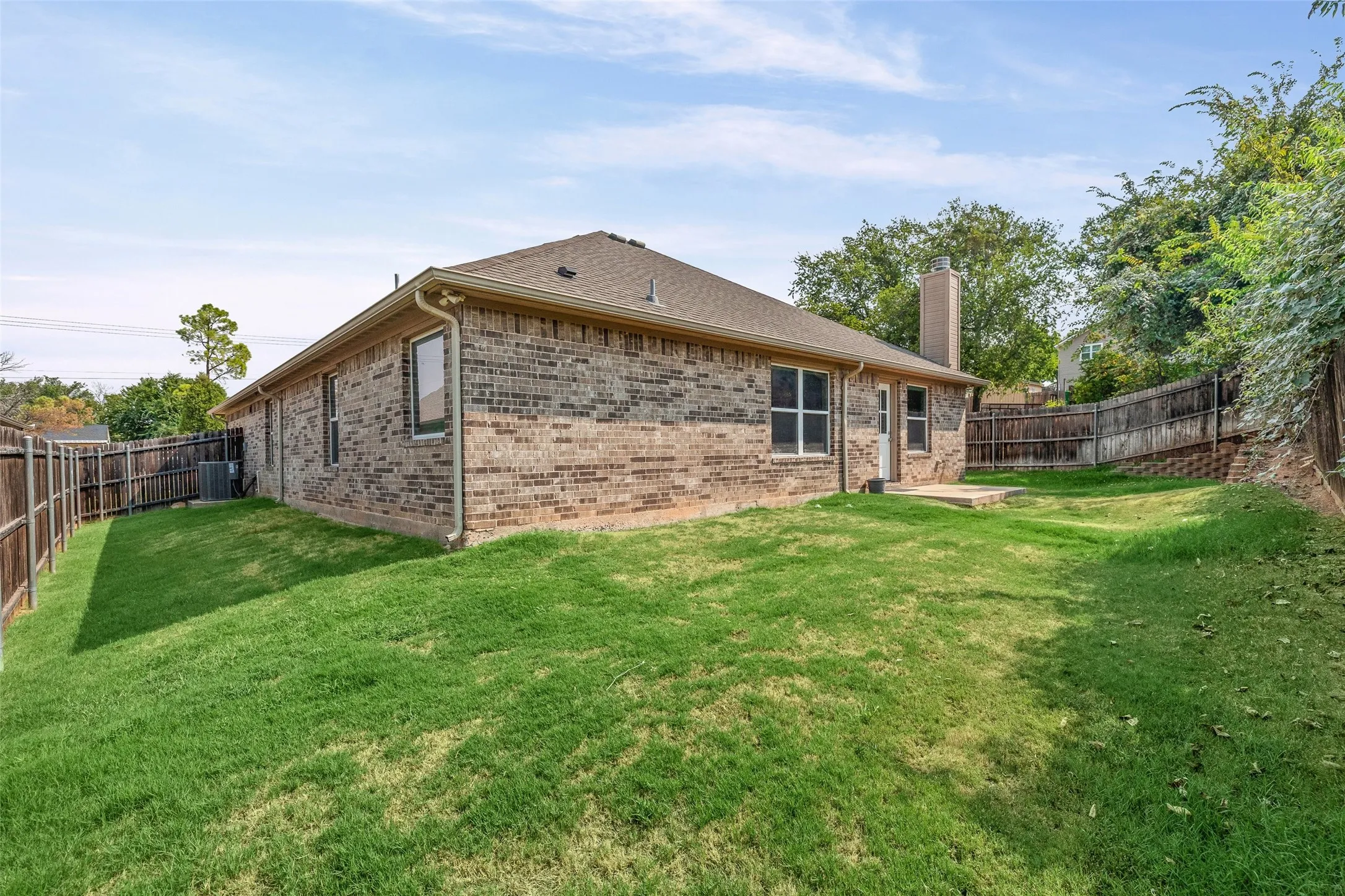 Single Family Residence For Sale in Parker County , 417 W 7th Street, Weatherford, Texas 76086, 3 Bedroom, 2 Bathroom, 2 Garage spaces, 1,807 Sqft, built in 2019, mls#21346449, Real Estate Agent in Weatherford, Homes For Sale in Parker county, Homes For Sale in Weatherford, Realtor in Weatherford Texas, Real Estate Brokerage Independent Realty Texas, Luminita Cordes Realtor