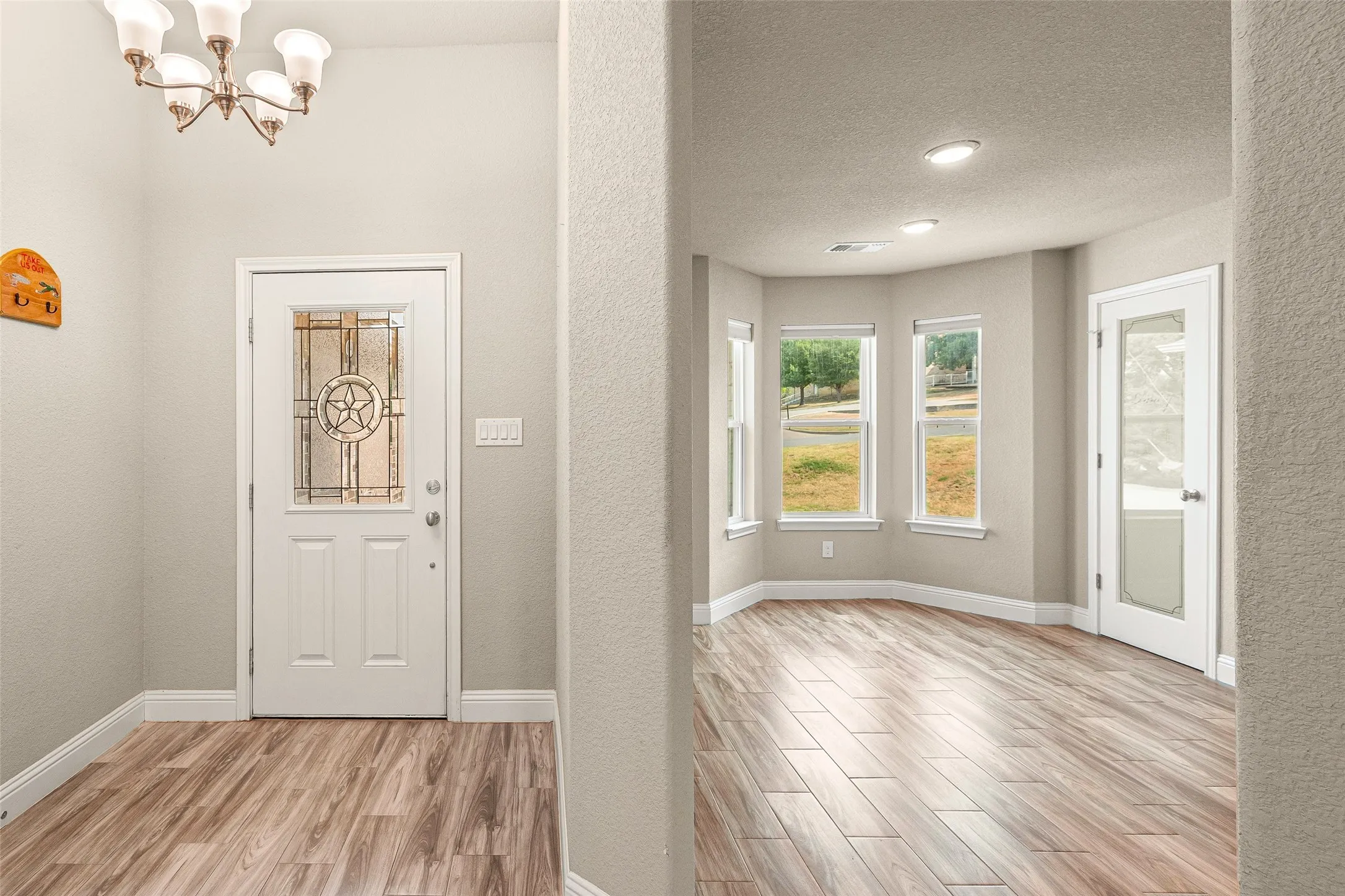 Single Family Residence For Sale in Parker County , 417 W 7th Street, Weatherford, Texas 76086, 3 Bedroom, 2 Bathroom, 2 Garage spaces, 1,807 Sqft, built in 2019, mls#21346449, Real Estate Agent in Weatherford, Homes For Sale in Parker county, Homes For Sale in Weatherford, Realtor in Weatherford Texas, Real Estate Brokerage Independent Realty Texas, Luminita Cordes Realtor