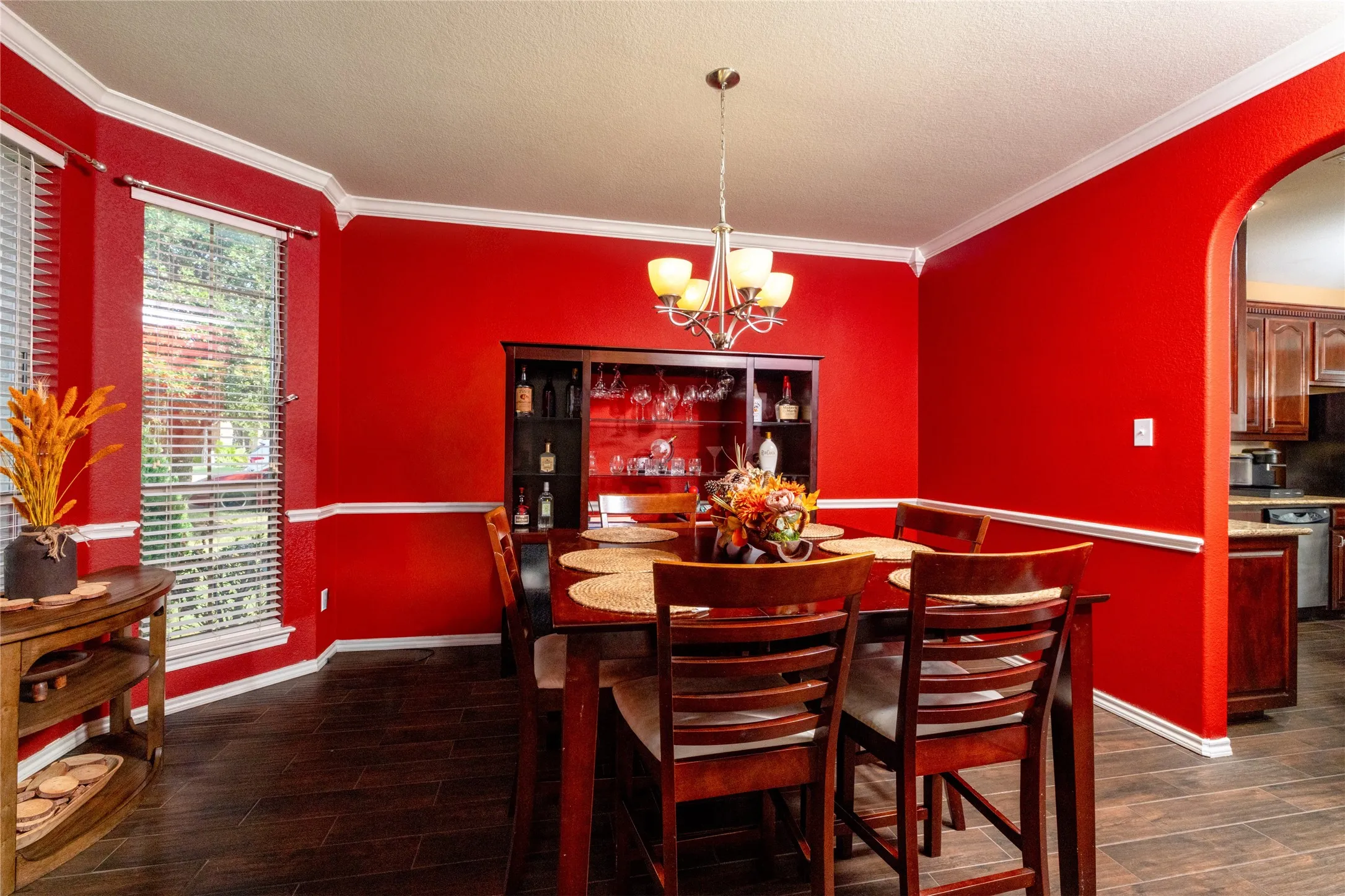 Single Family Residence For Sale in Tarrant County , 45 Beechcreek Drive, Edgecliff Village, Texas 76134, 4 Bedroom, 4 Bathroom, 3 Garage spaces, 2,977 Sqft, built in 2008, mls#21346461, Real Estate Agent in Edgecliff Village, Homes For Sale in Tarrant county, Homes For Sale in Edgecliff Village, Realtor in Edgecliff Village Texas, Real Estate Brokerage Independent Realty Texas, Luminita Cordes Realtor