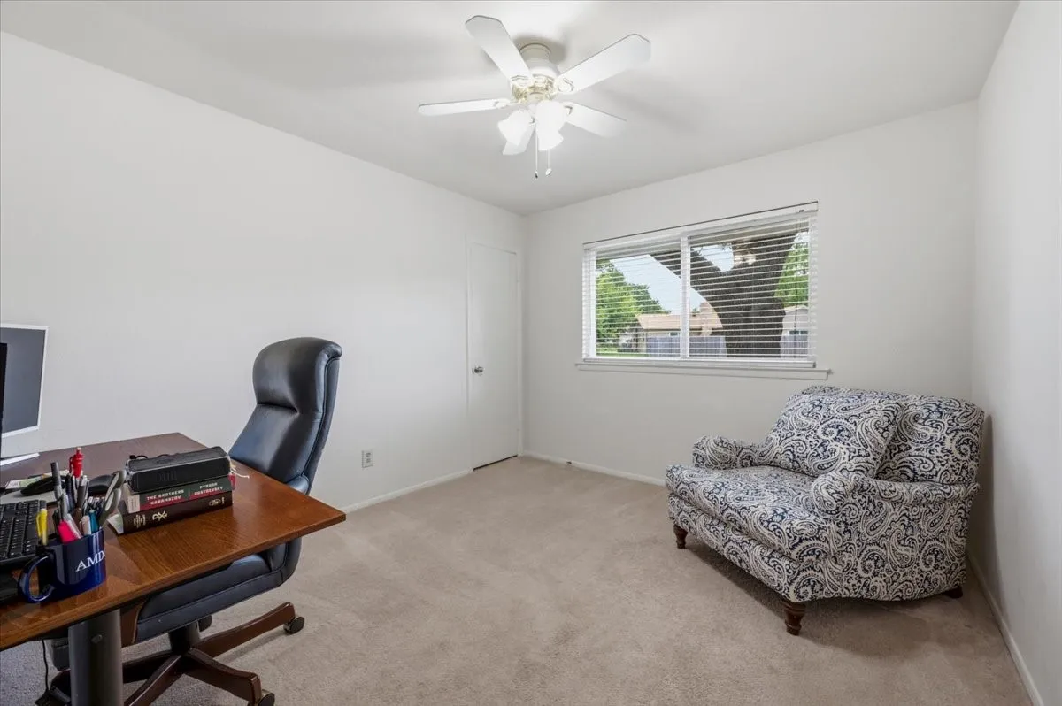 Single Family Residence For Sale in Tarrant County , 7413 Christopher Court, North Richland Hills, Texas 76180, 3 Bedroom, 2 Bathroom, 2 Garage spaces, 1,344 Sqft, built in 1967, mls#21346374, Real Estate Agent in North Richland Hills, Homes For Sale in Tarrant county, Homes For Sale in North Richland Hills, Realtor in North Richland Hills Texas, Real Estate Brokerage Independent Realty Texas, Luminita Cordes Realtor