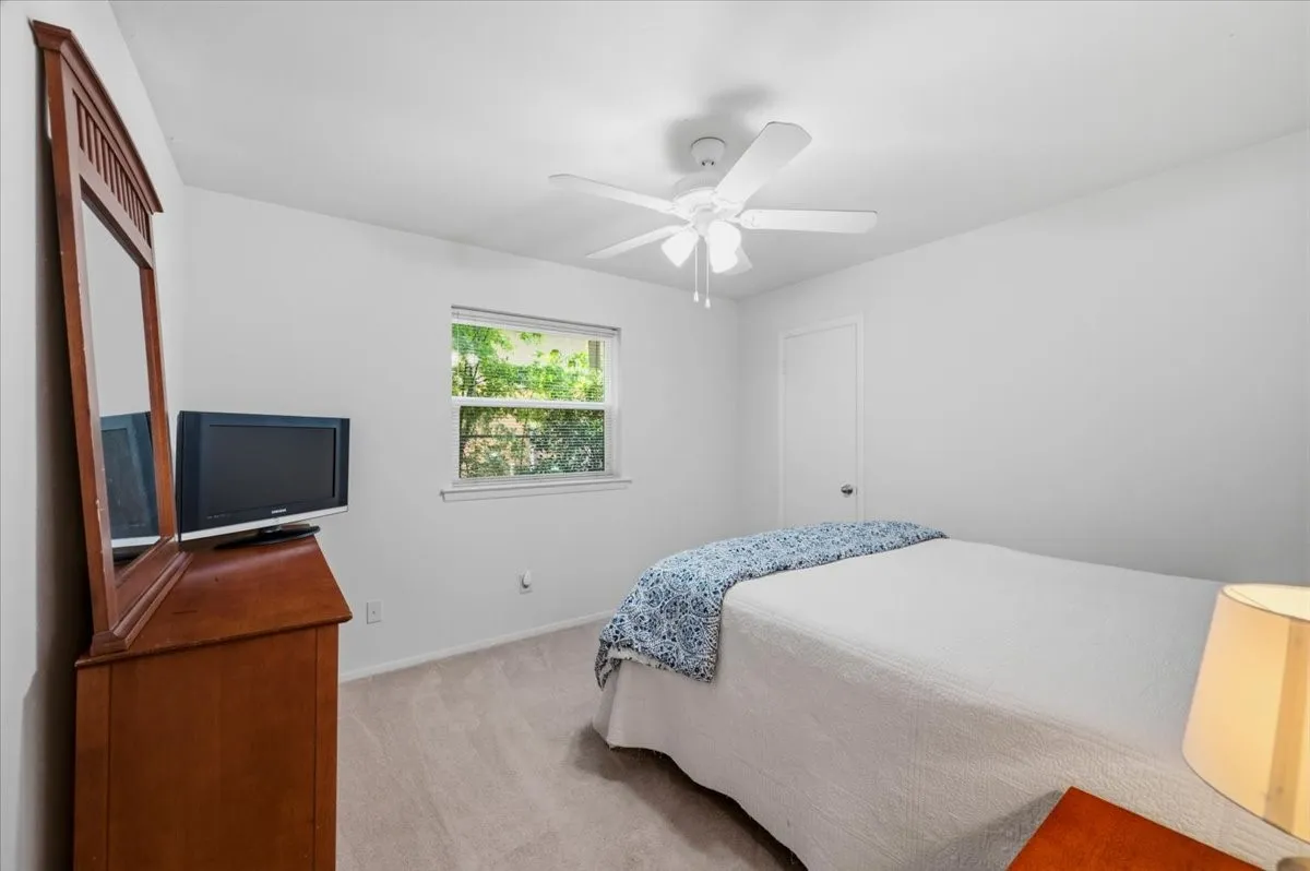 Single Family Residence For Sale in Tarrant County , 7413 Christopher Court, North Richland Hills, Texas 76180, 3 Bedroom, 2 Bathroom, 2 Garage spaces, 1,344 Sqft, built in 1967, mls#21346374, Real Estate Agent in North Richland Hills, Homes For Sale in Tarrant county, Homes For Sale in North Richland Hills, Realtor in North Richland Hills Texas, Real Estate Brokerage Independent Realty Texas, Luminita Cordes Realtor