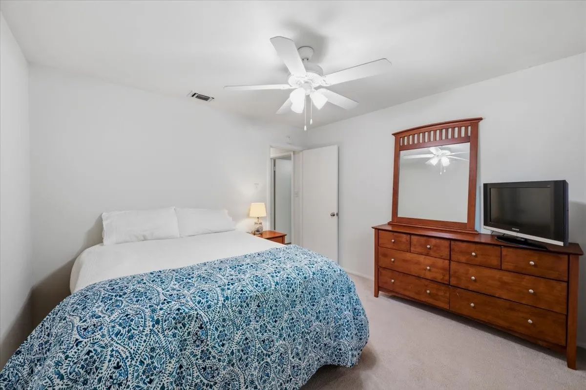 Single Family Residence For Sale in Tarrant County , 7413 Christopher Court, North Richland Hills, Texas 76180, 3 Bedroom, 2 Bathroom, 2 Garage spaces, 1,344 Sqft, built in 1967, mls#21346374, Real Estate Agent in North Richland Hills, Homes For Sale in Tarrant county, Homes For Sale in North Richland Hills, Realtor in North Richland Hills Texas, Real Estate Brokerage Independent Realty Texas, Luminita Cordes Realtor