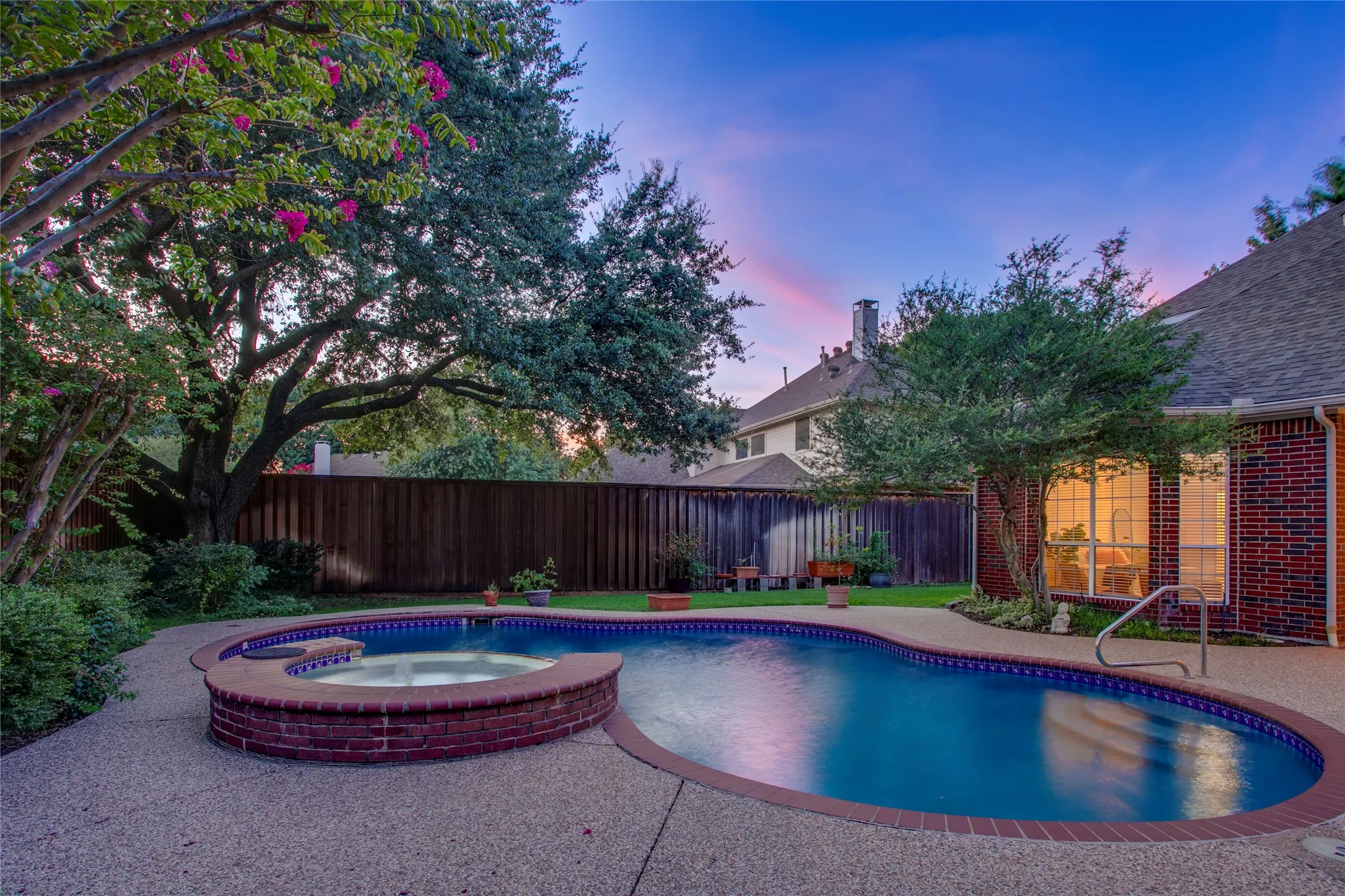 Single Family Residence For Sale in Collin County , 2116 Glendale Drive, Plano, Texas 75023, 4 Bedroom, 4 Bathroom, 2 Garage spaces, 3,509 Sqft, built in 1992, mls#21343963, Real Estate Agent in Plano, Homes For Sale in Collin county, Homes For Sale in Plano, Realtor in Plano Texas, Real Estate Brokerage Independent Realty Texas, Luminita Cordes Realtor