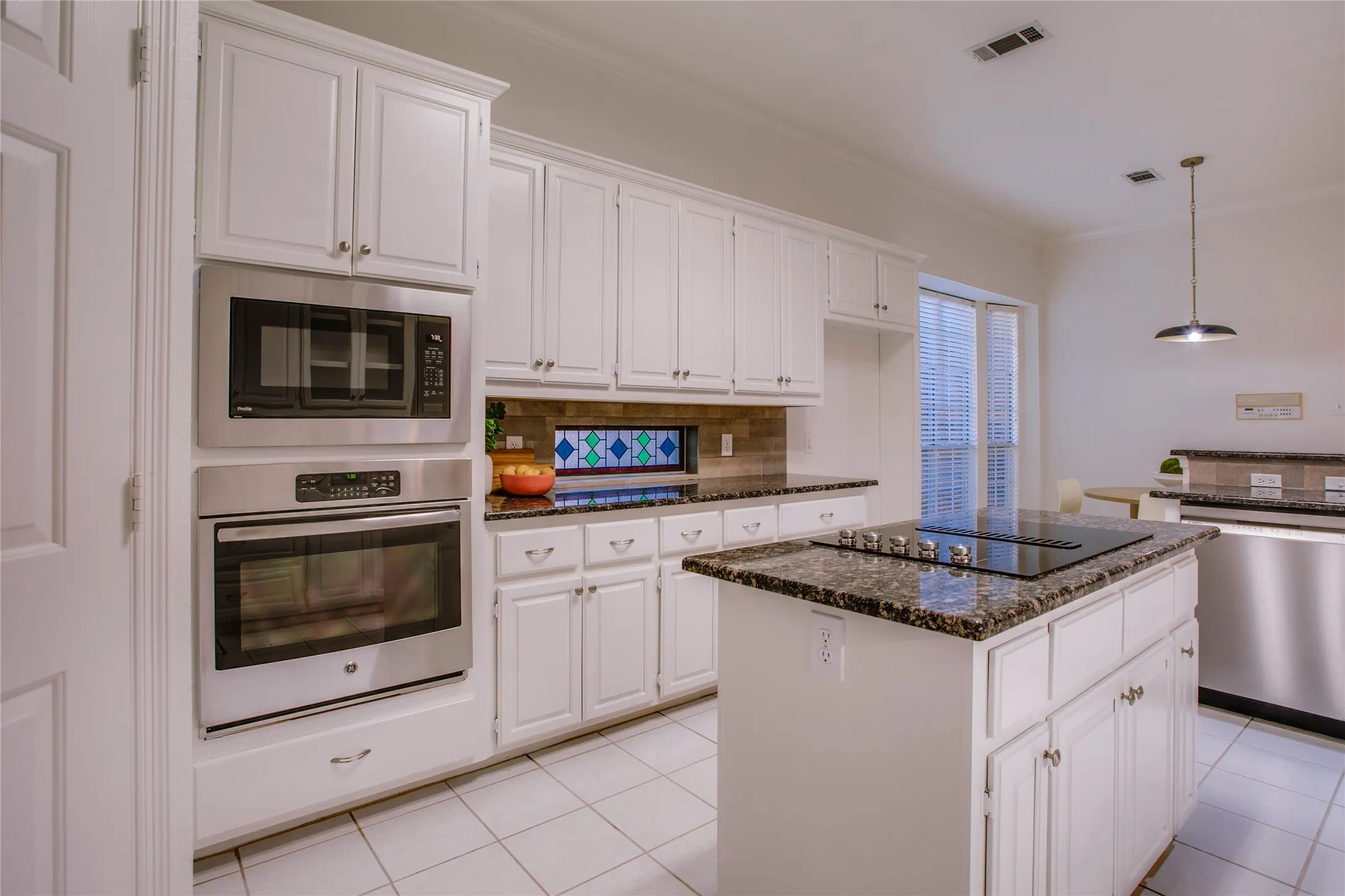 Single Family Residence For Sale in Collin County , 2116 Glendale Drive, Plano, Texas 75023, 4 Bedroom, 4 Bathroom, 2 Garage spaces, 3,509 Sqft, built in 1992, mls#21343963, Real Estate Agent in Plano, Homes For Sale in Collin county, Homes For Sale in Plano, Realtor in Plano Texas, Real Estate Brokerage Independent Realty Texas, Luminita Cordes Realtor