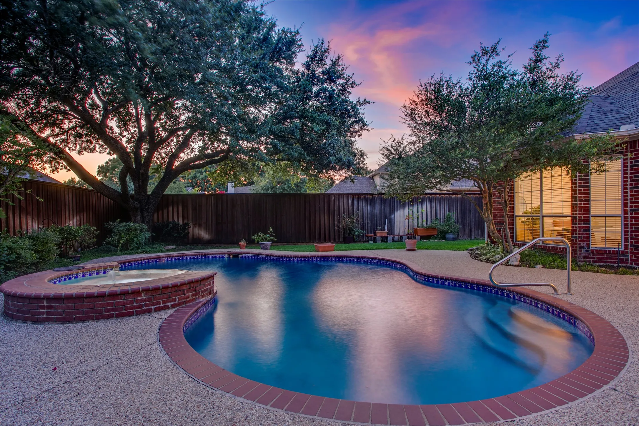 Single Family Residence For Sale in Collin County , 2116 Glendale Drive, Plano, Texas 75023, 4 Bedroom, 4 Bathroom, 2 Garage spaces, 3,509 Sqft, built in 1992, mls#21343963, Real Estate Agent in Plano, Homes For Sale in Collin county, Homes For Sale in Plano, Realtor in Plano Texas, Real Estate Brokerage Independent Realty Texas, Luminita Cordes Realtor