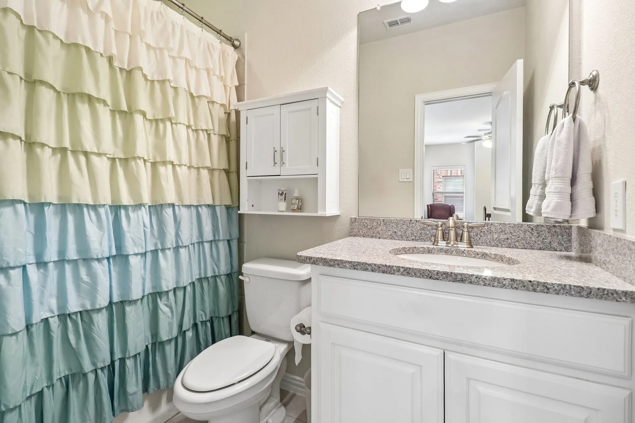 Townhouse For Sale in Dallas County , 618 Alexandra Avenue, Richardson, Texas 75081, 3 Bedroom, 4 Bathroom, 2 Garage spaces, 1,939 Sqft, built in 2014, mls#21346603, Real Estate Agent in Richardson, Homes For Sale in Dallas county, Homes For Sale in Richardson, Realtor in Richardson Texas, Real Estate Brokerage Independent Realty Texas, Luminita Cordes Realtor