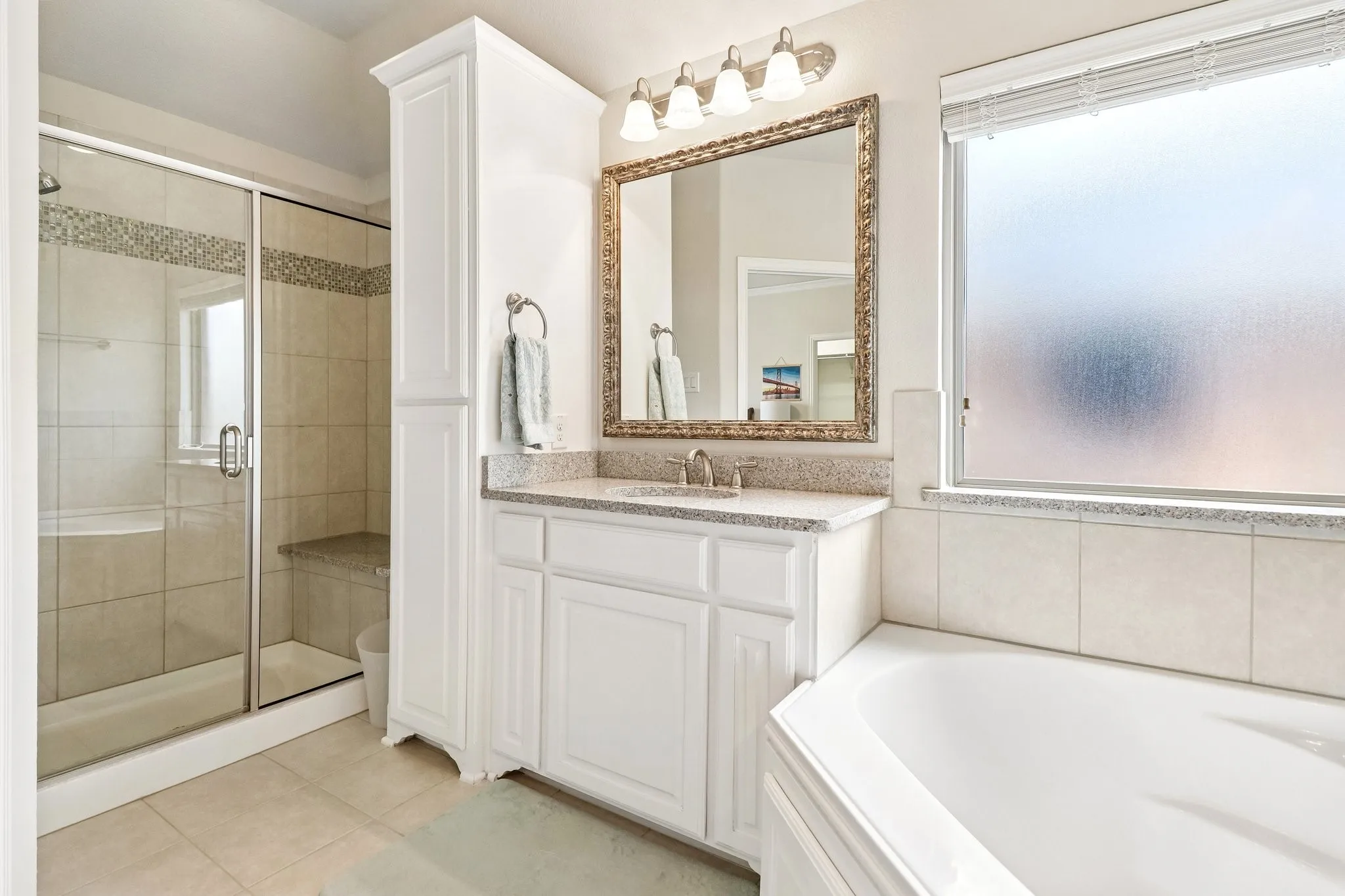 Townhouse For Sale in Dallas County , 618 Alexandra Avenue, Richardson, Texas 75081, 3 Bedroom, 4 Bathroom, 2 Garage spaces, 1,939 Sqft, built in 2014, mls#21346603, Real Estate Agent in Richardson, Homes For Sale in Dallas county, Homes For Sale in Richardson, Realtor in Richardson Texas, Real Estate Brokerage Independent Realty Texas, Luminita Cordes Realtor
