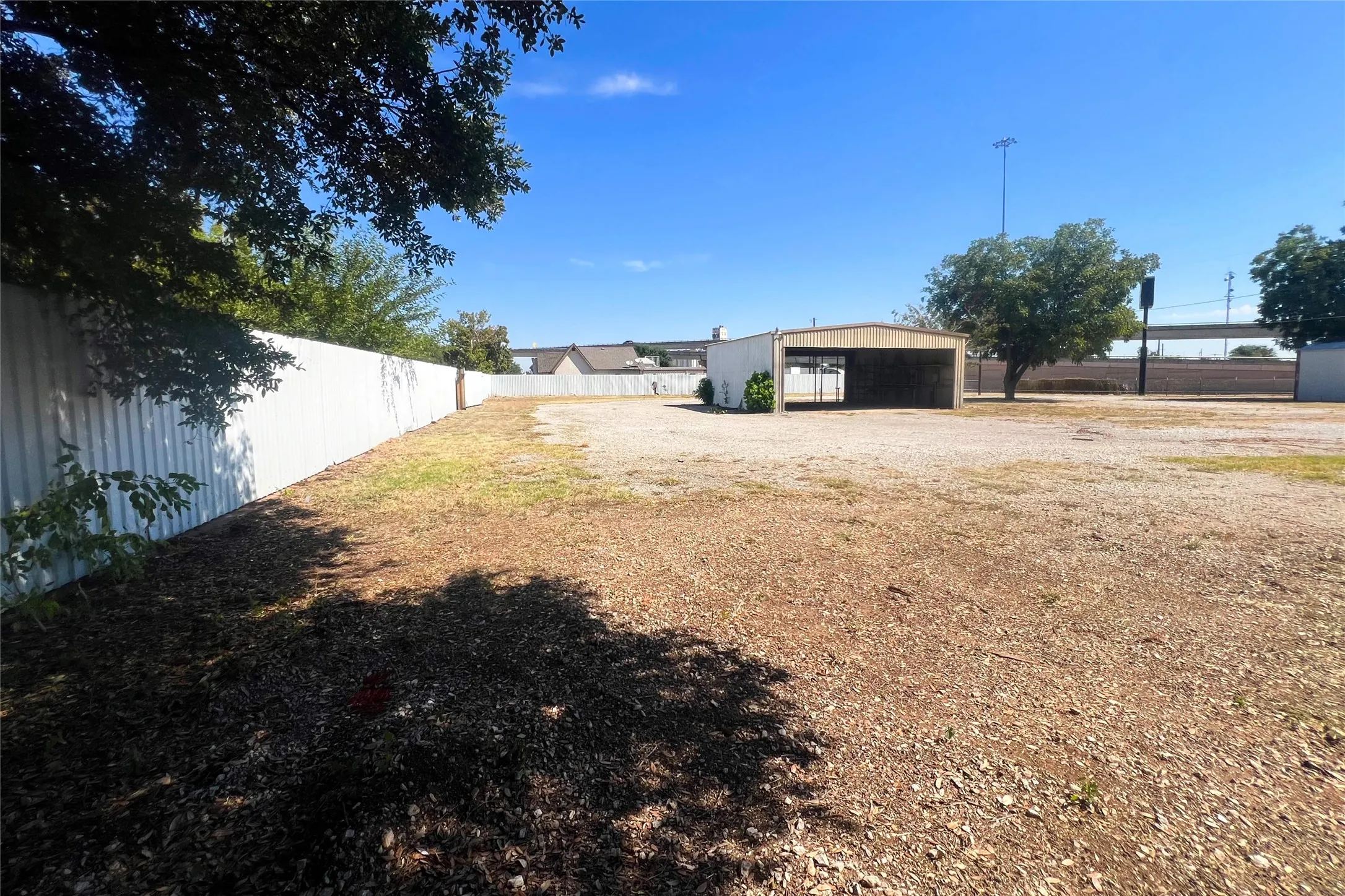 Improved Land For Sale in Wichita County , 231 Central Expressway 287 Freeway E, Wichita Falls, Texas 76301, 0, 0, Garage spaces, 0 Sqft, built in 1996, Price $750,000, mls#21346796, Real Estate Agent in Wichita Falls, Homes For Sale in Wichita county, Homes For Sale in Wichita Falls, Realtor in Wichita Falls Texas, Real Estate Brokerage Independent Realty Texas, Luminita Cordes Realtor