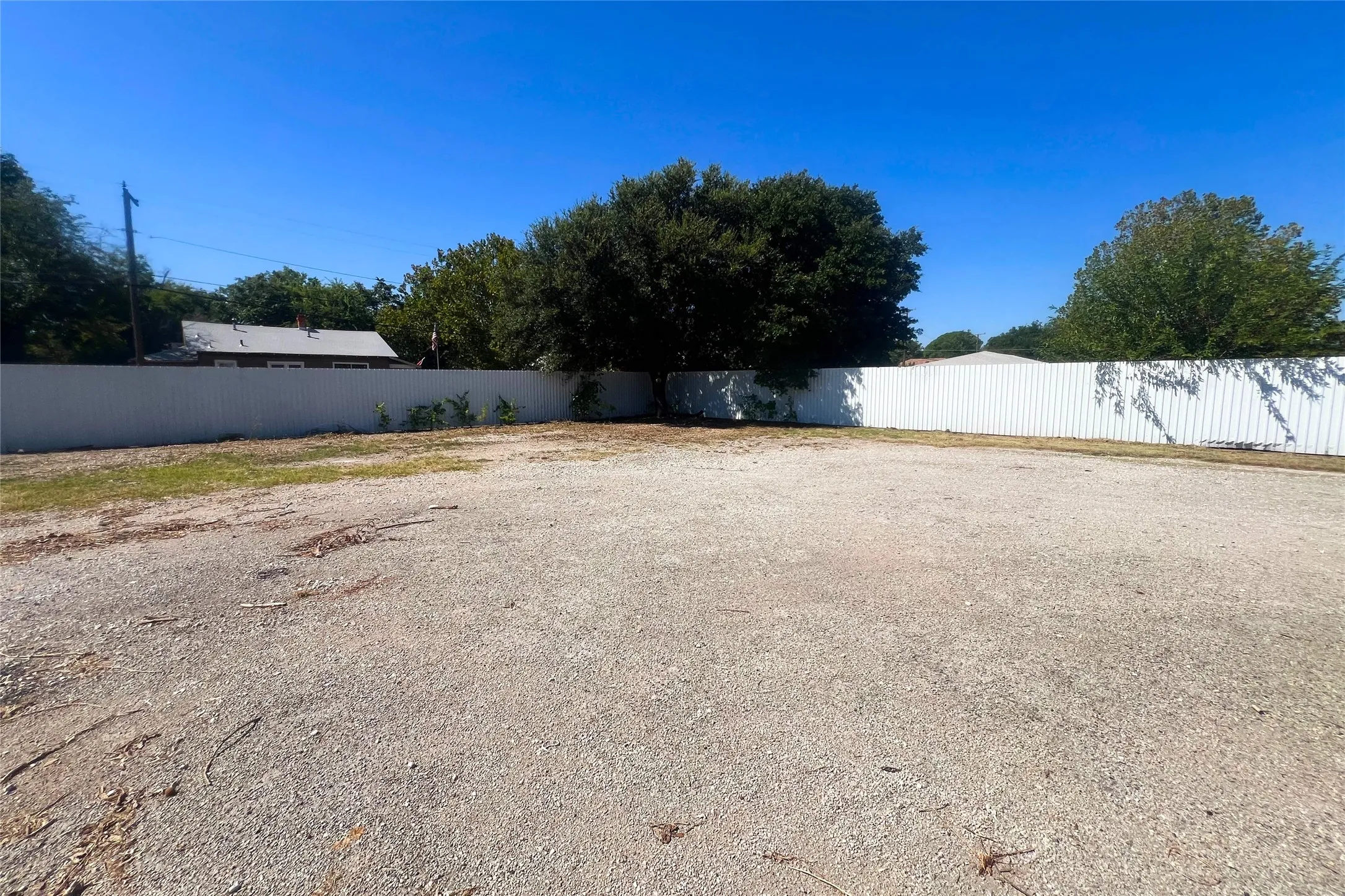 Improved Land For Sale in Wichita County , 231 Central Expressway 287 Freeway E, Wichita Falls, Texas 76301, 0, 0, Garage spaces, 0 Sqft, built in 1996, Price $750,000, mls#21346796, Real Estate Agent in Wichita Falls, Homes For Sale in Wichita county, Homes For Sale in Wichita Falls, Realtor in Wichita Falls Texas, Real Estate Brokerage Independent Realty Texas, Luminita Cordes Realtor