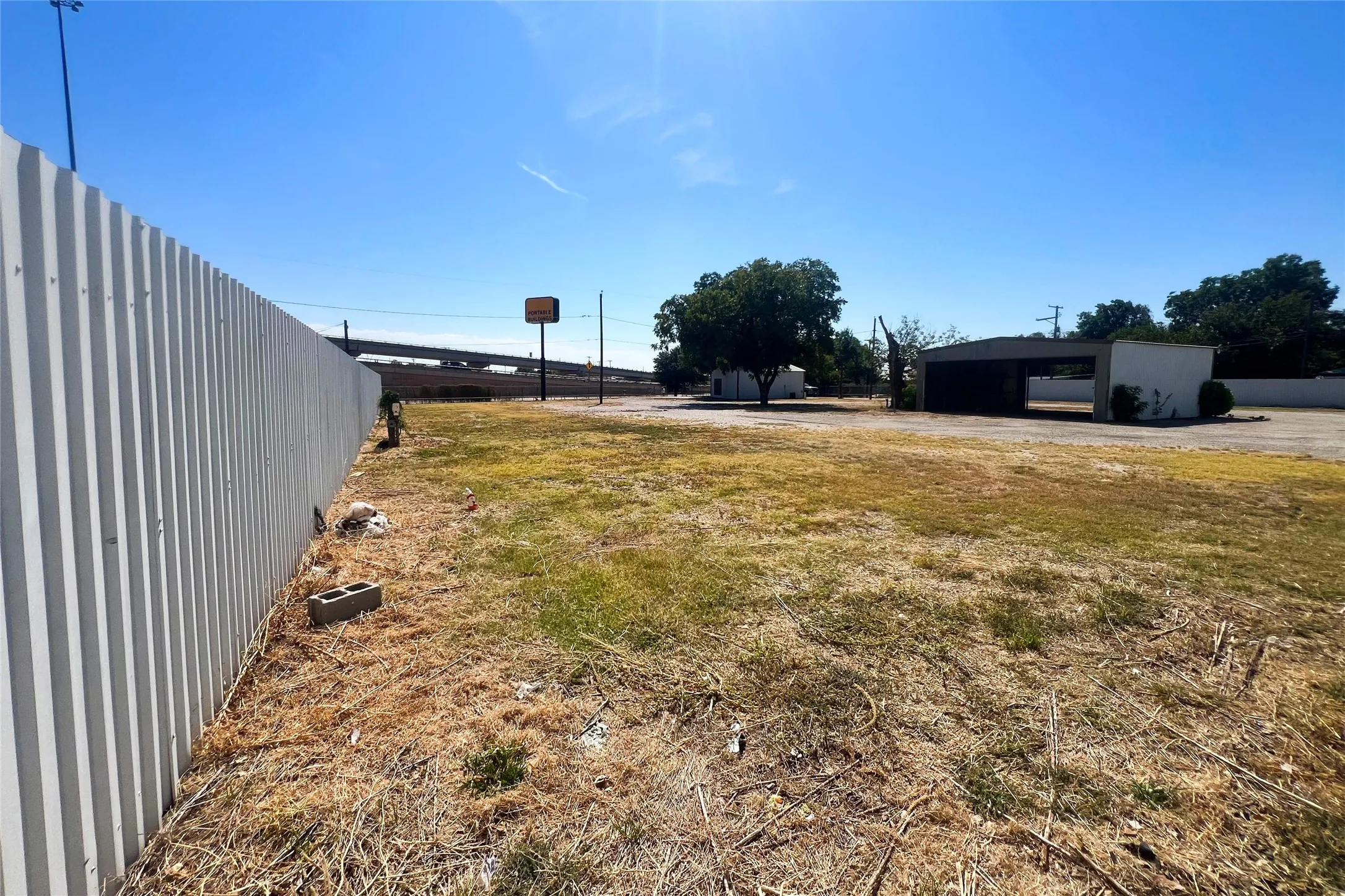 Improved Land For Sale in Wichita County , 231 Central Expressway 287 Freeway E, Wichita Falls, Texas 76301, 0, 0, Garage spaces, 0 Sqft, built in 1996, Price $750,000, mls#21346796, Real Estate Agent in Wichita Falls, Homes For Sale in Wichita county, Homes For Sale in Wichita Falls, Realtor in Wichita Falls Texas, Real Estate Brokerage Independent Realty Texas, Luminita Cordes Realtor