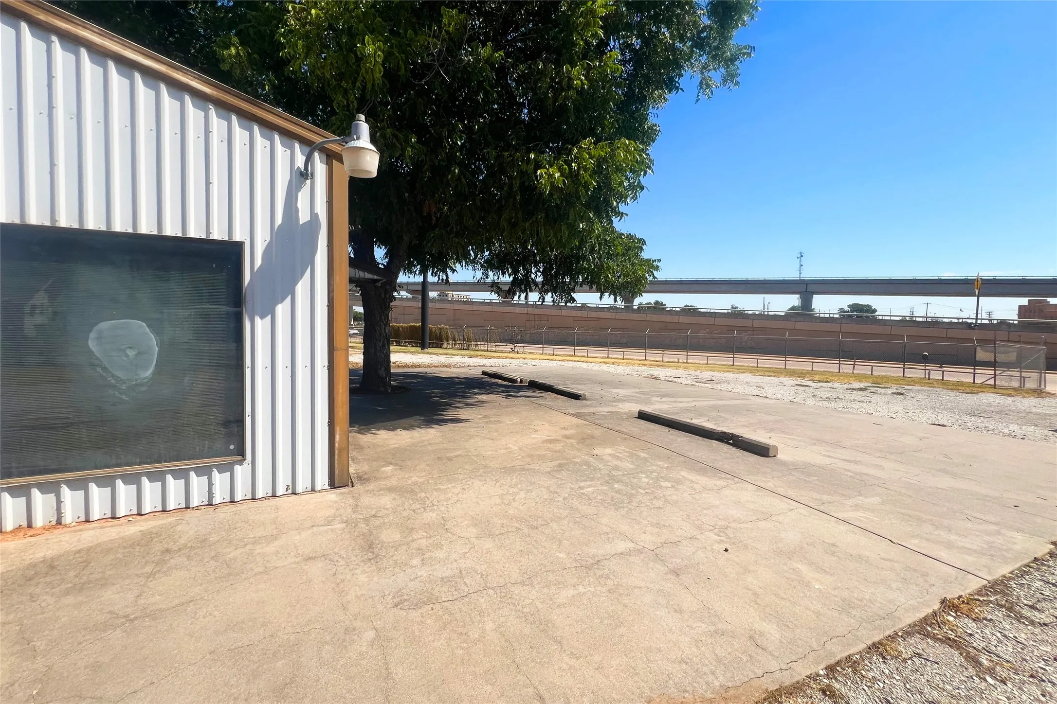 Improved Land For Sale in Wichita County , 231 Central Expressway 287 Freeway E, Wichita Falls, Texas 76301, 0, 0, Garage spaces, 0 Sqft, built in 1996, Price $750,000, mls#21346796, Real Estate Agent in Wichita Falls, Homes For Sale in Wichita county, Homes For Sale in Wichita Falls, Realtor in Wichita Falls Texas, Real Estate Brokerage Independent Realty Texas, Luminita Cordes Realtor