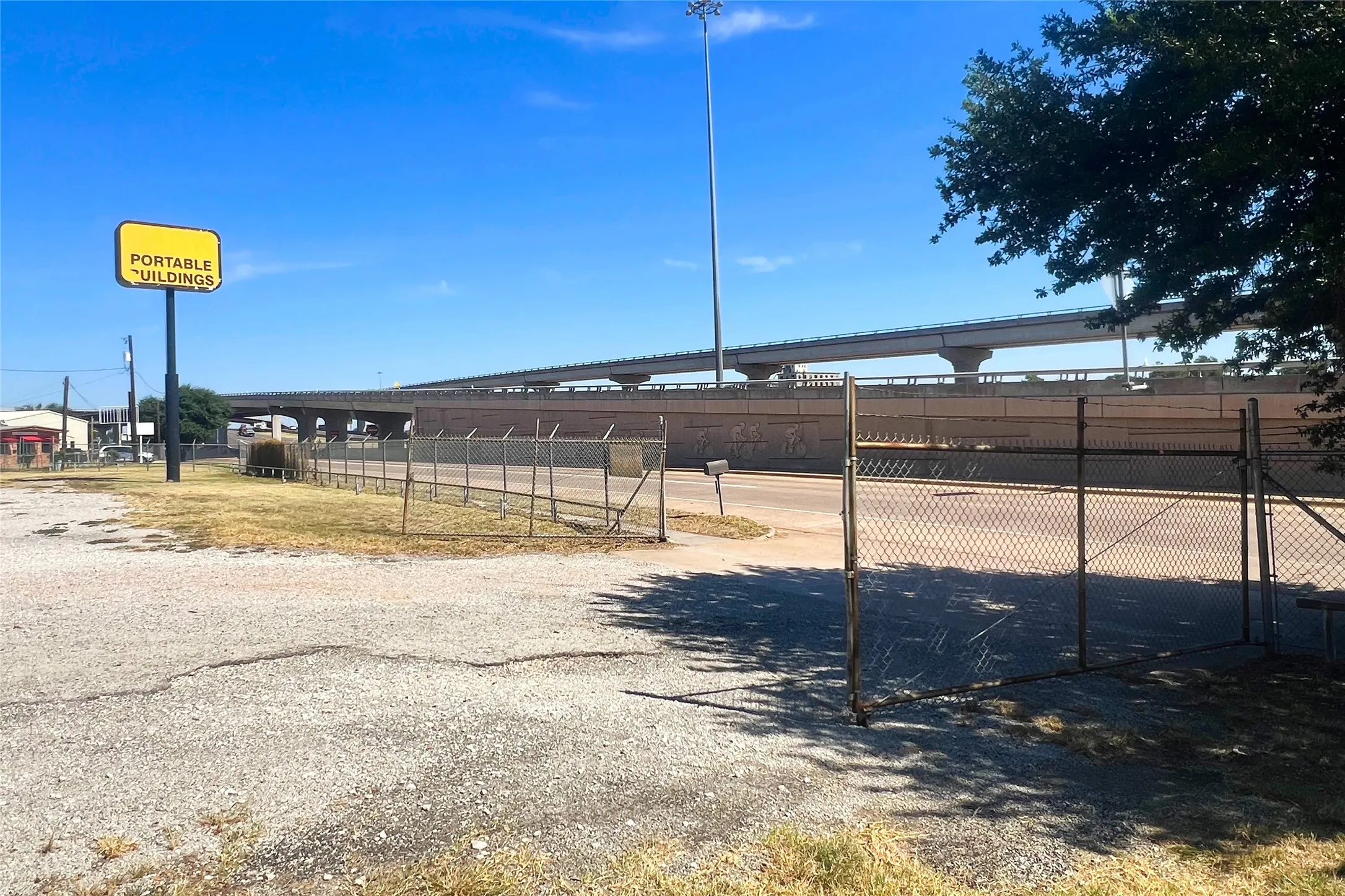 Improved Land For Sale in Wichita County , 231 Central Expressway 287 Freeway E, Wichita Falls, Texas 76301, 0, 0, Garage spaces, 0 Sqft, built in 1996, Price $750,000, mls#21346796, Real Estate Agent in Wichita Falls, Homes For Sale in Wichita county, Homes For Sale in Wichita Falls, Realtor in Wichita Falls Texas, Real Estate Brokerage Independent Realty Texas, Luminita Cordes Realtor