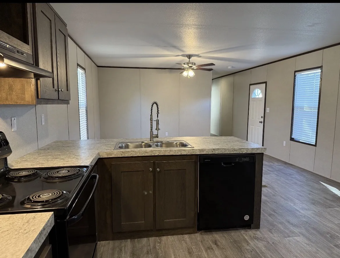 Mobile Home For Rent in Palo Pinto County , 221 W Division Street, Graford, Texas 76449, 3 Bedroom, 2 Bathroom, Garage spaces, 1,216 Sqft, built in 2024, mls#21345874, Real Estate Agent in Graford, Homes For Rent in Palo Pinto county, Homes For Rent in Graford, Realtor in Graford Texas, Real Estate Brokerage Independent Realty Texas, Luminita Cordes Realtor