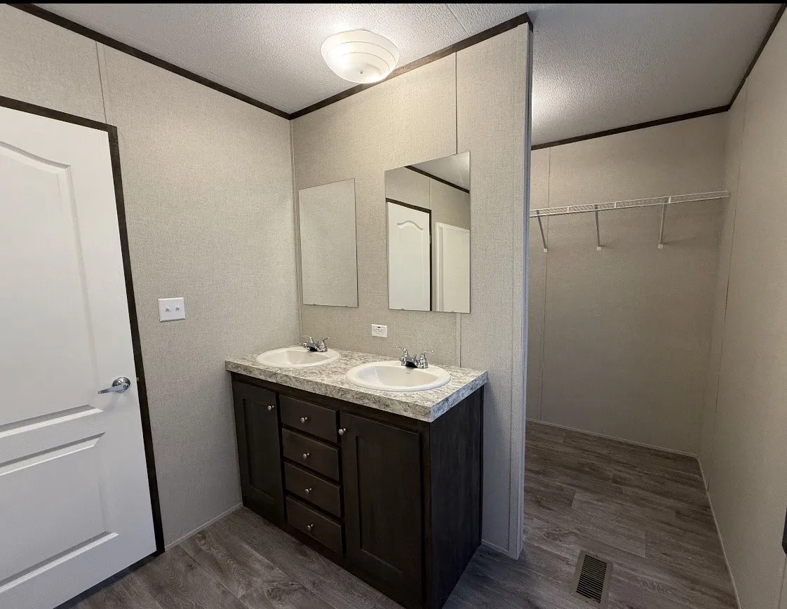 Mobile Home For Rent in Palo Pinto County , 221 W Division Street, Graford, Texas 76449, 3 Bedroom, 2 Bathroom, Garage spaces, 1,216 Sqft, built in 2024, mls#21345874, Real Estate Agent in Graford, Homes For Rent in Palo Pinto county, Homes For Rent in Graford, Realtor in Graford Texas, Real Estate Brokerage Independent Realty Texas, Luminita Cordes Realtor