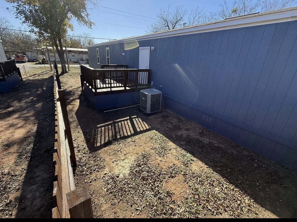 Mobile Home For Rent in Palo Pinto County , 221 W Division Street, Graford, Texas 76449, 3 Bedroom, 2 Bathroom, Garage spaces, 1,216 Sqft, built in 2024, mls#21345874, Real Estate Agent in Graford, Homes For Rent in Palo Pinto county, Homes For Rent in Graford, Realtor in Graford Texas, Real Estate Brokerage Independent Realty Texas, Luminita Cordes Realtor