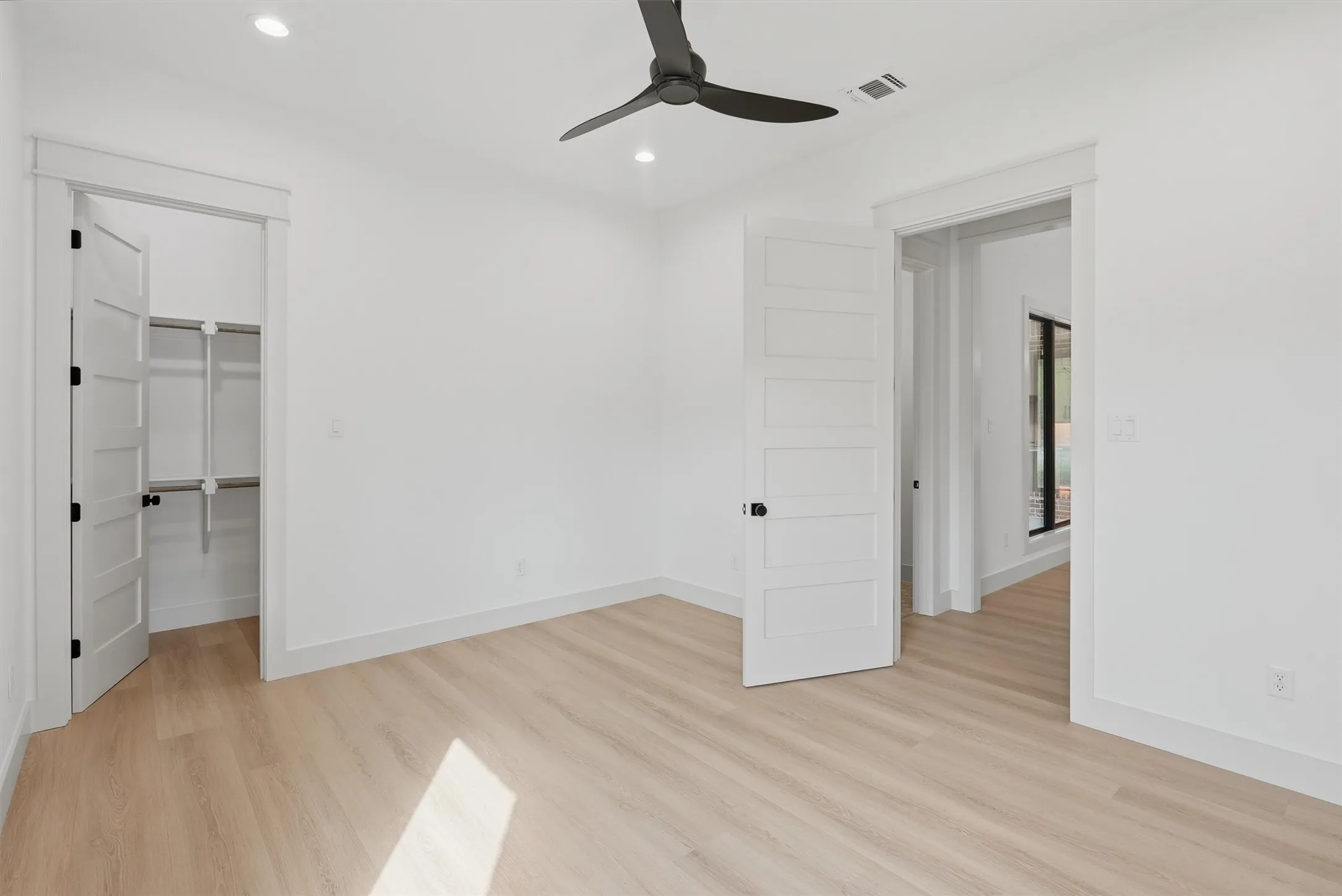 Single Family Residence For Sale in Parker County , 2020 Preserve Trail, Weatherford, Texas 76087, 4 Bedroom, 4 Bathroom, 2 Garage spaces, 2,854 Sqft, built in 2026, mls#21346570, Real Estate Agent in Weatherford, Homes For Sale in Parker county, Homes For Sale in Weatherford, Realtor in Weatherford Texas, Real Estate Brokerage Independent Realty Texas, Luminita Cordes Realtor